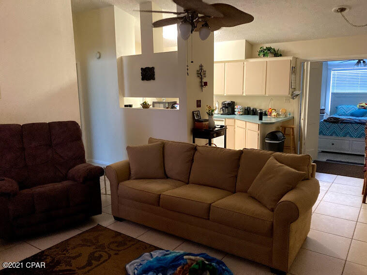 North Lagoon Oaks 4th - Residential