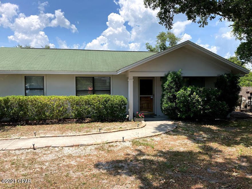 Great location in the North Grand Lagoon area.

Nice 2 beds 2 baths home with a bonus room that could be used as a 3rd bedroom.

Needs a new Roof. Golf cart-friendly neighborhood. Great starter home or rental property.