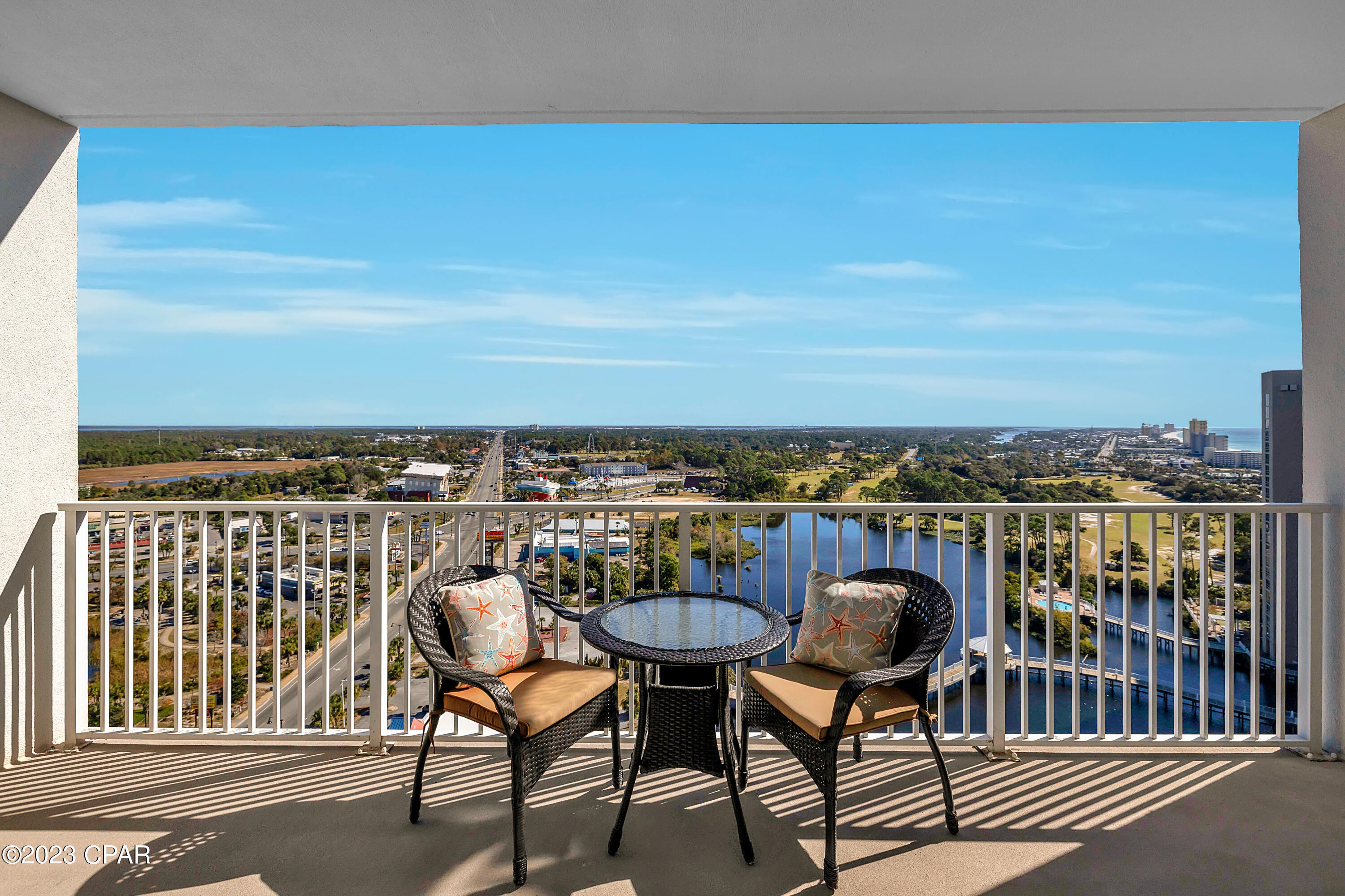 Laketown Wharf - Residential