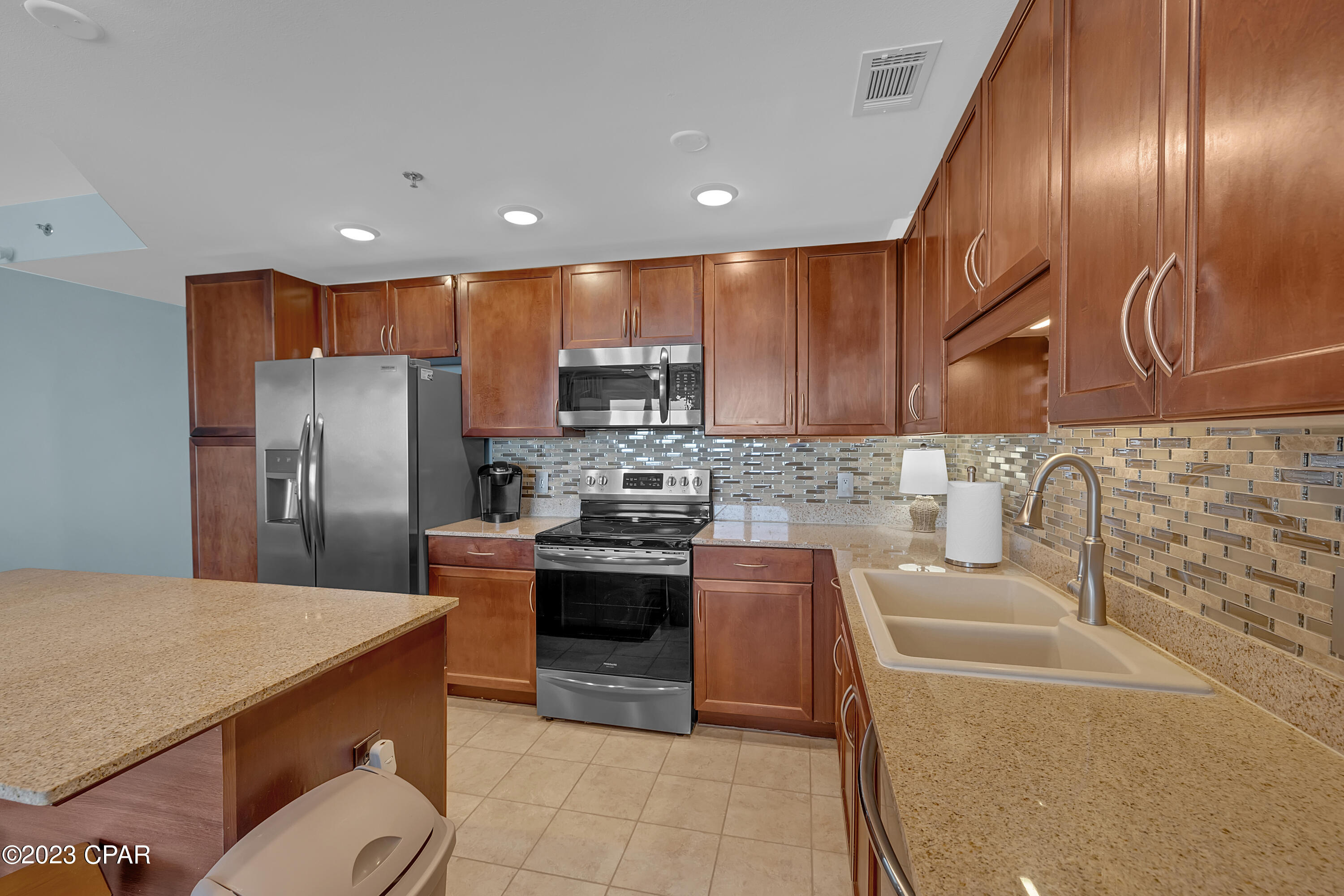 Laketown Wharf - Residential