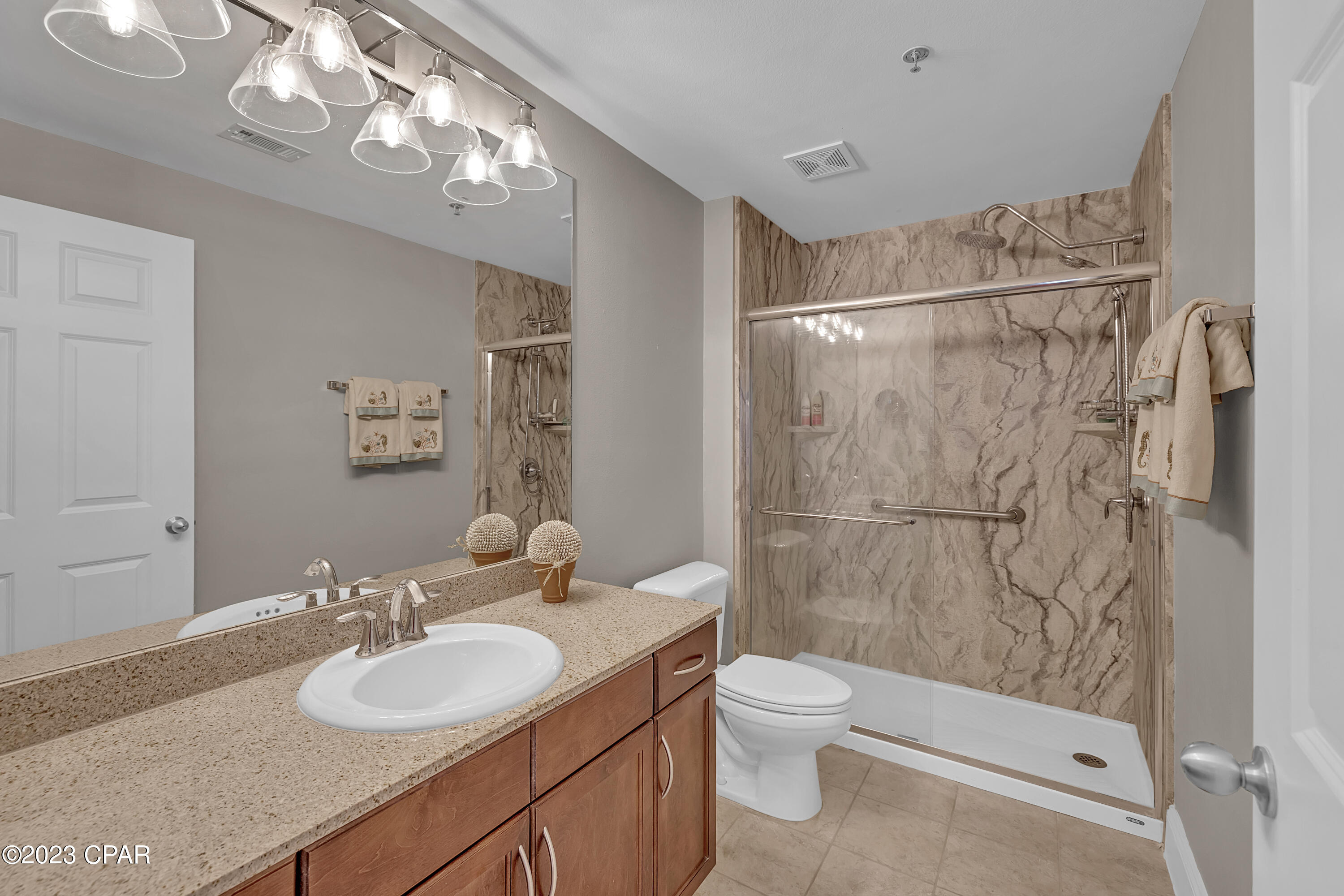 Laketown Wharf - Residential