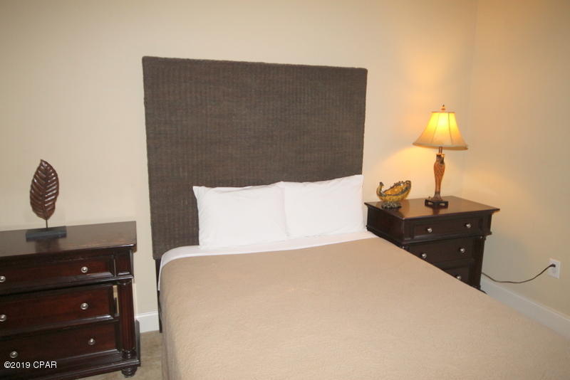 Laketown Wharf - Residential