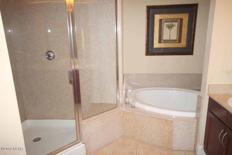 Laketown Wharf - Residential