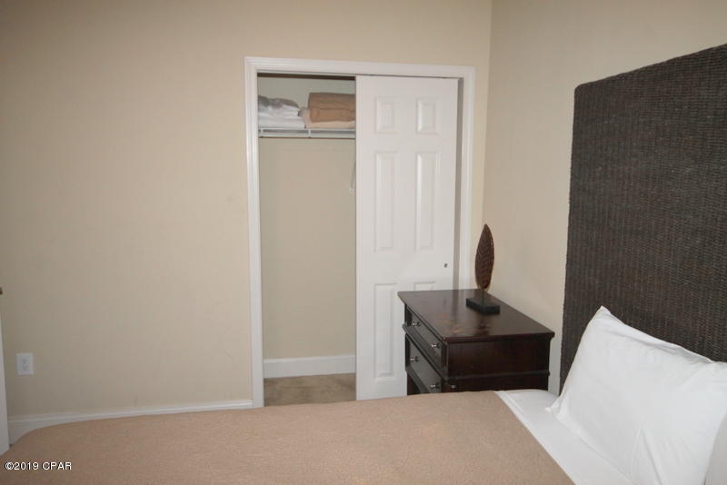 Laketown Wharf - Residential