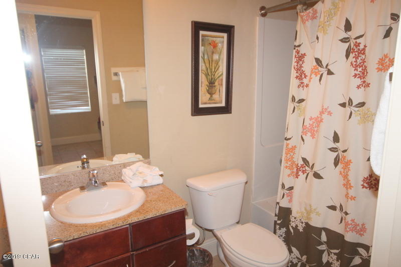 Laketown Wharf - Residential