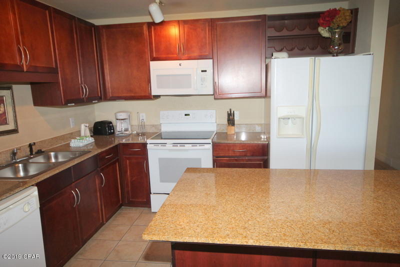 Laketown Wharf - Residential