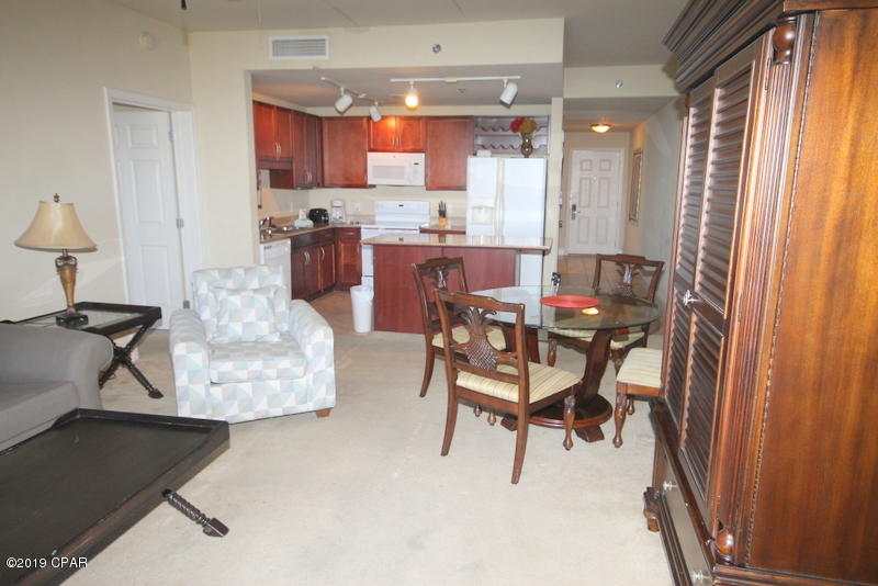 Laketown Wharf - Residential