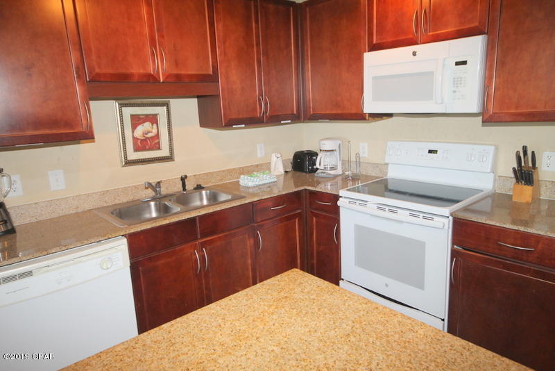 Laketown Wharf - Residential