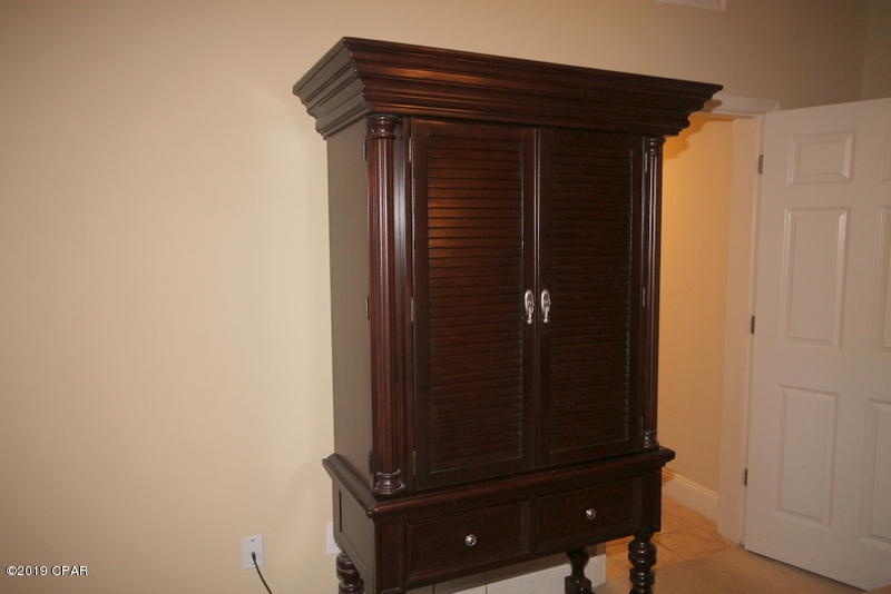 Laketown Wharf - Residential