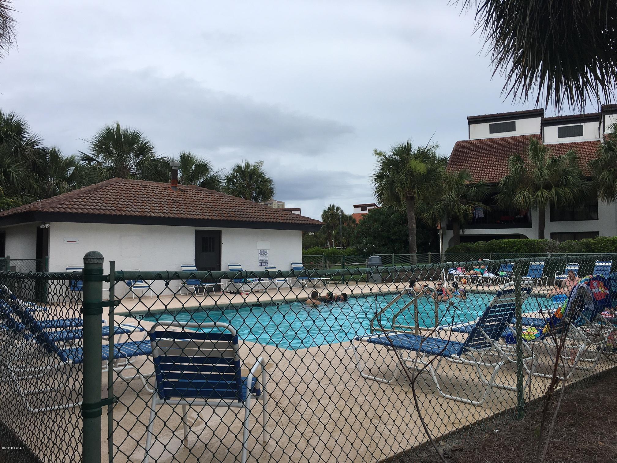 Edgewater Golf Villas III-A - Residential