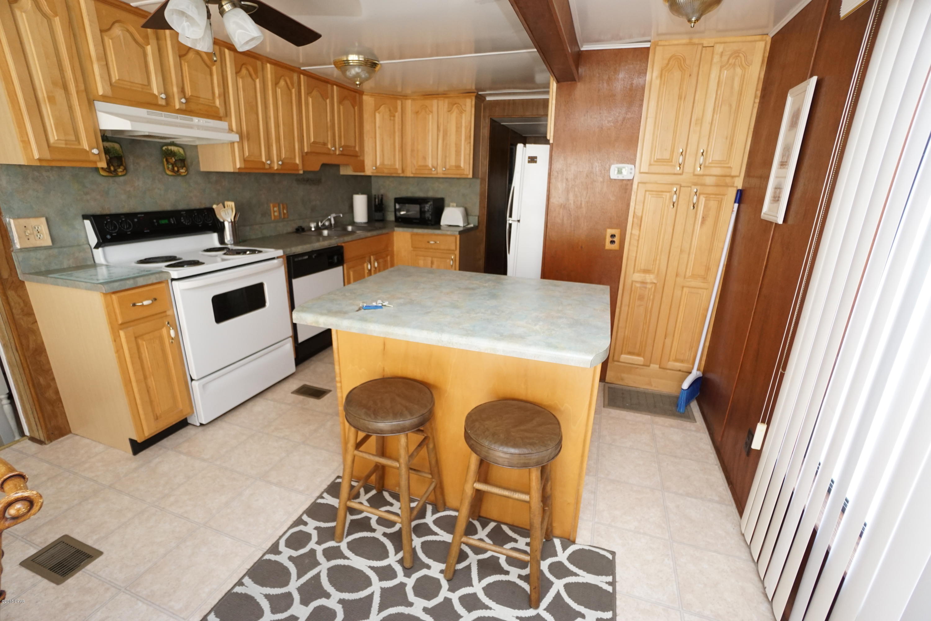 Venture Out Travel Trail - Residential