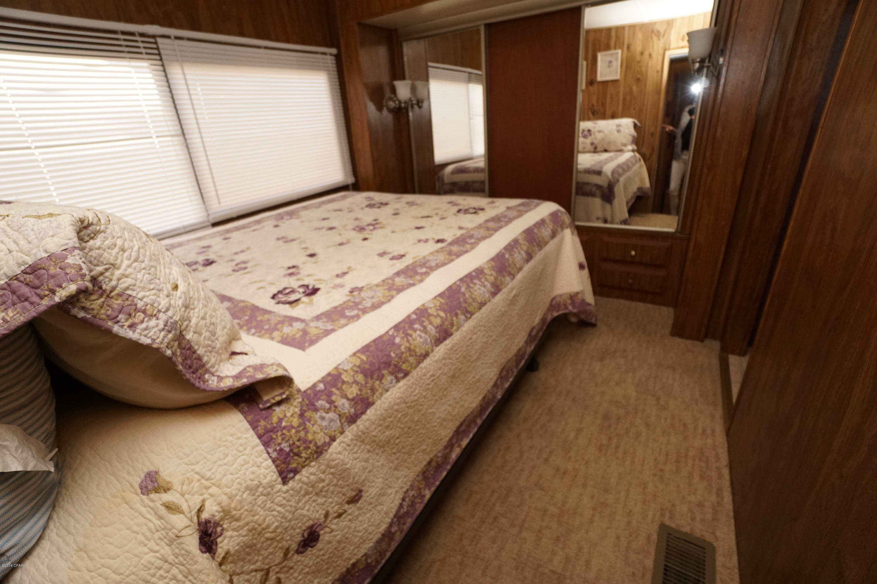 Venture Out Travel Trail - Residential