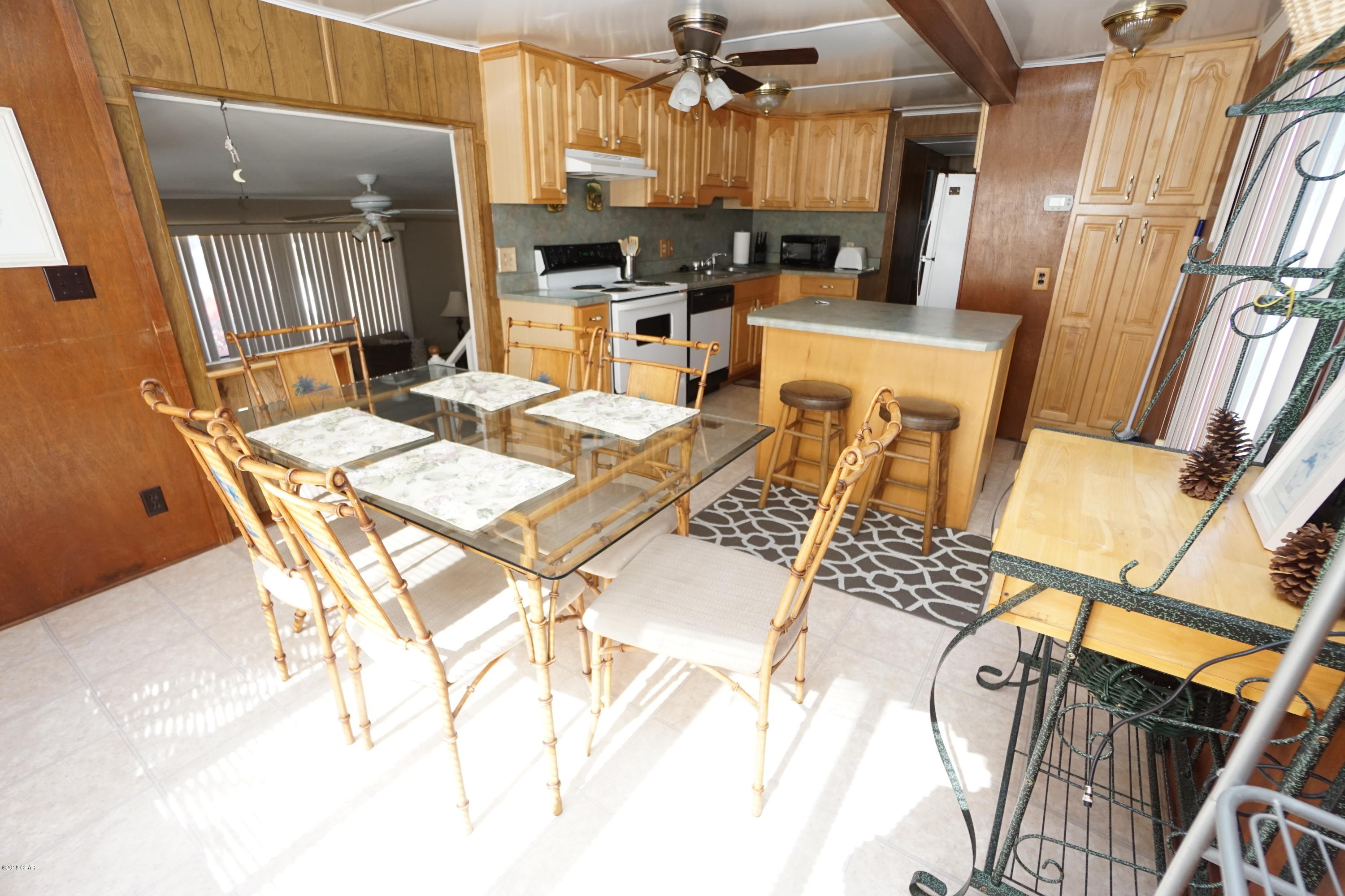 Venture Out Travel Trail - Residential