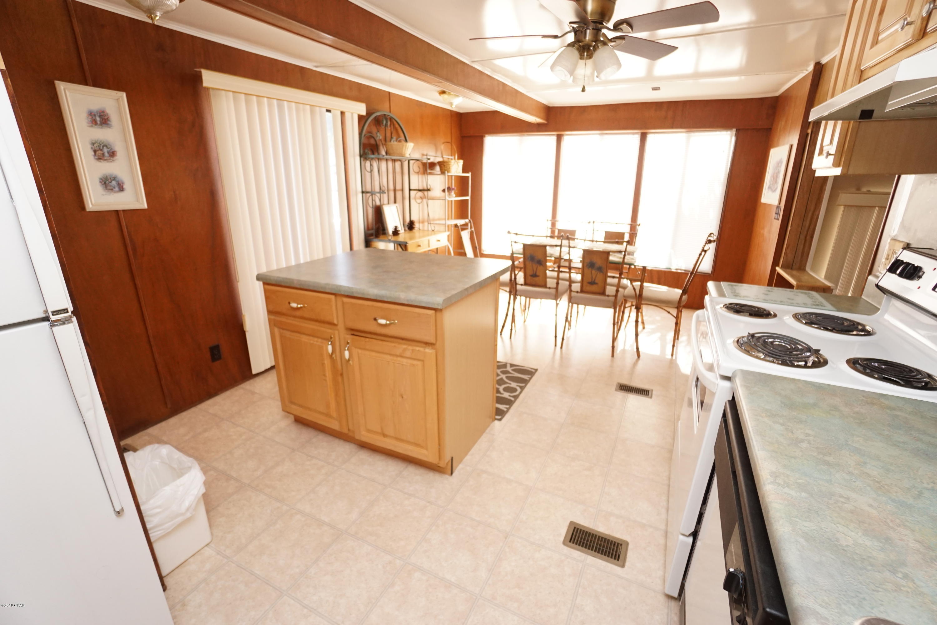 Venture Out Travel Trail - Residential