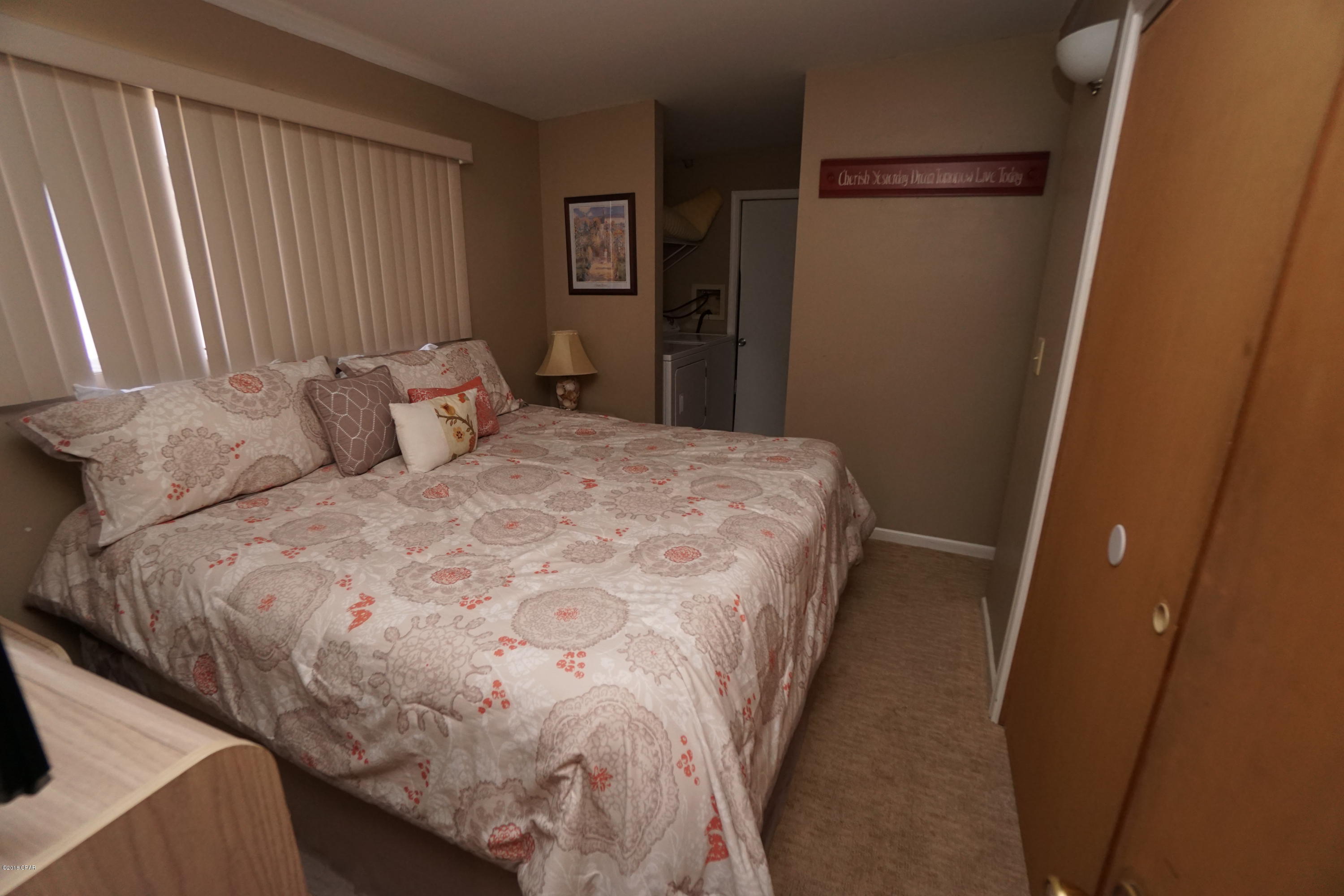 Venture Out Travel Trail - Residential