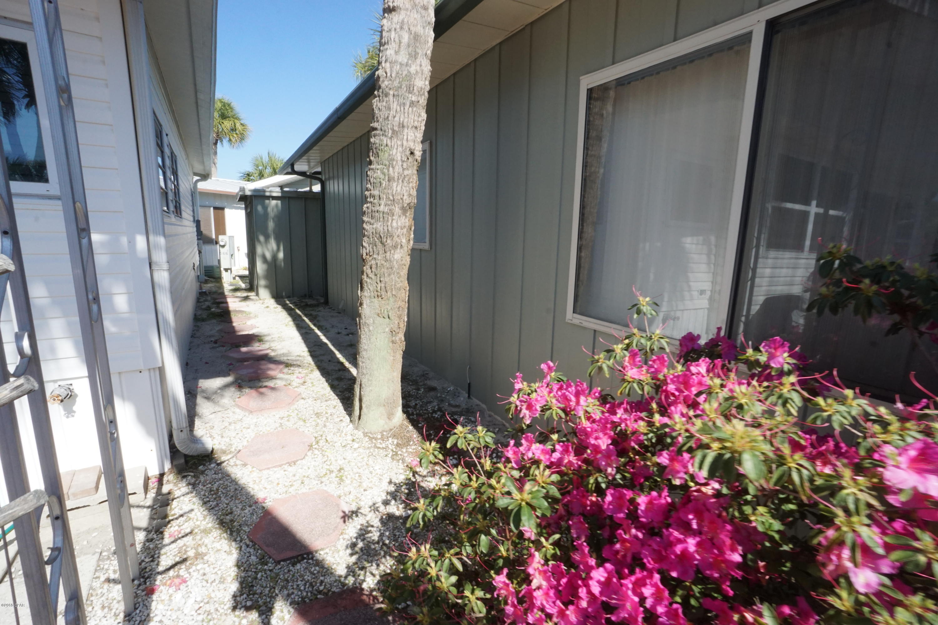 Venture Out Travel Trail - Residential