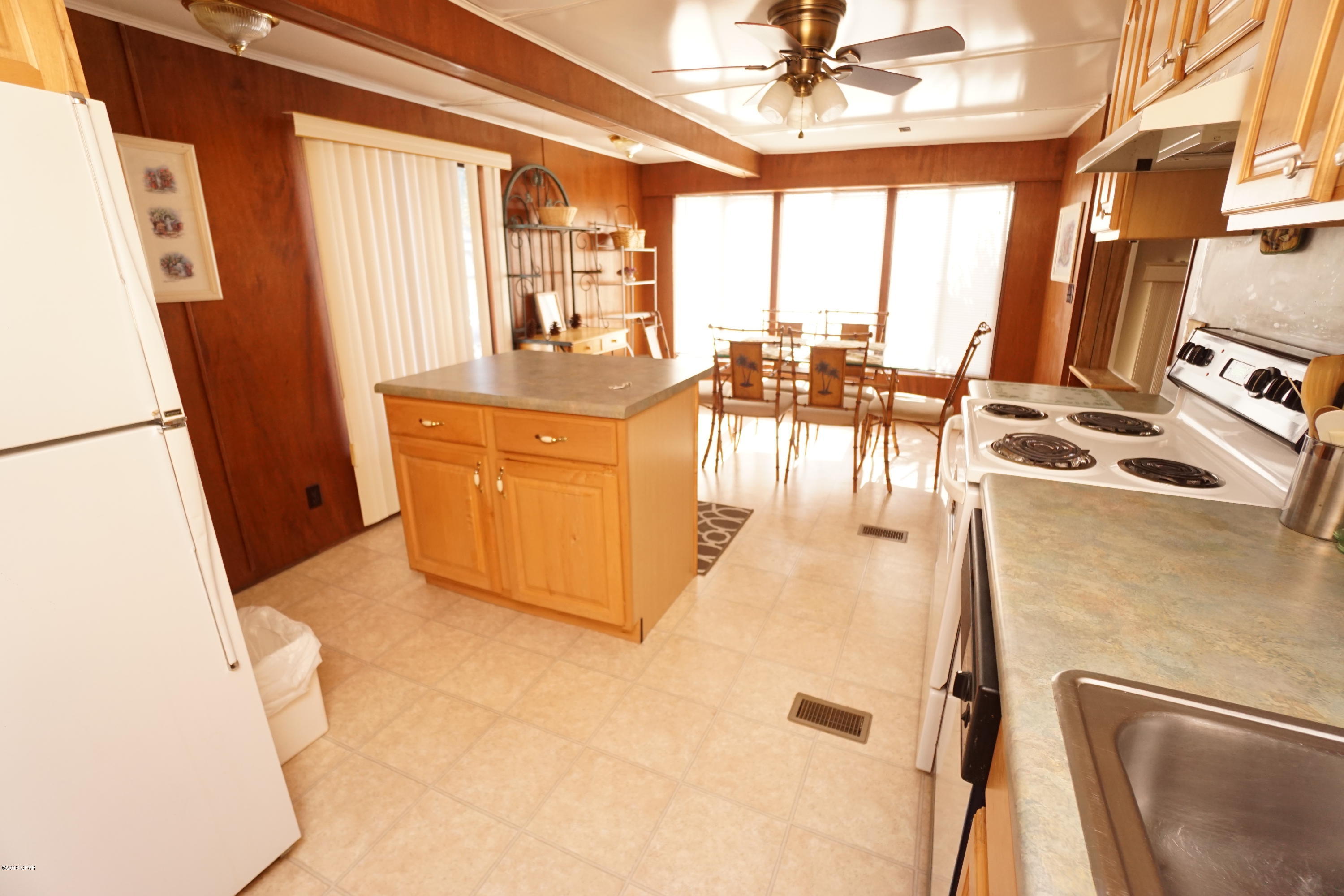 Venture Out Travel Trail - Residential