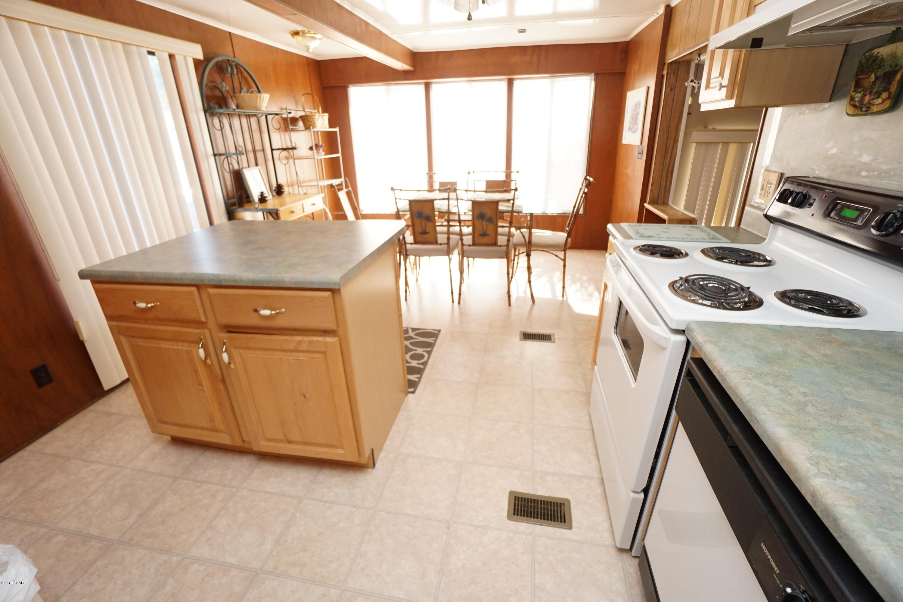 Venture Out Travel Trail - Residential