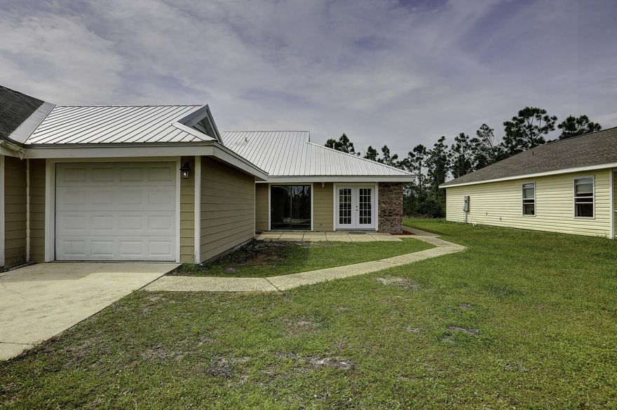 CURRENTLY UNDER CONTRACT, SELLER ACCEPTING BACKUP OFFERS

This newly remodeled 2 bedroom 2 bath home is a perfect first home for a small family or military person new to the area. New roof, new sheetrock and insulation, new flooring in bedrooms and living room, new Hvac system, fresh paint inside and out. This beautiful home with high ceilings has a coffee bar in the living room and 1 car garage with extra outdoor storage room, will not last long! Call your favorite realtor to schedule a tour. Buyer to verify all measurements if important.