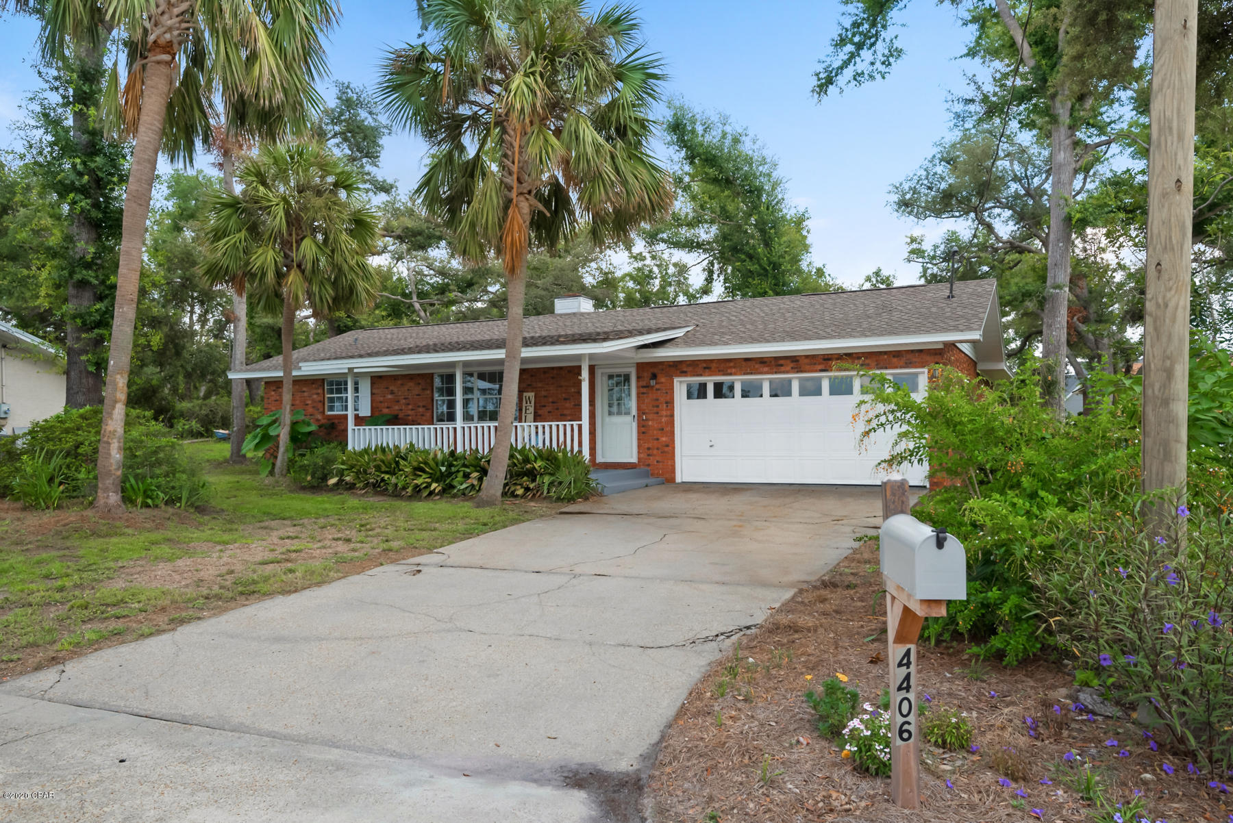 Deer Point Lake - Residential