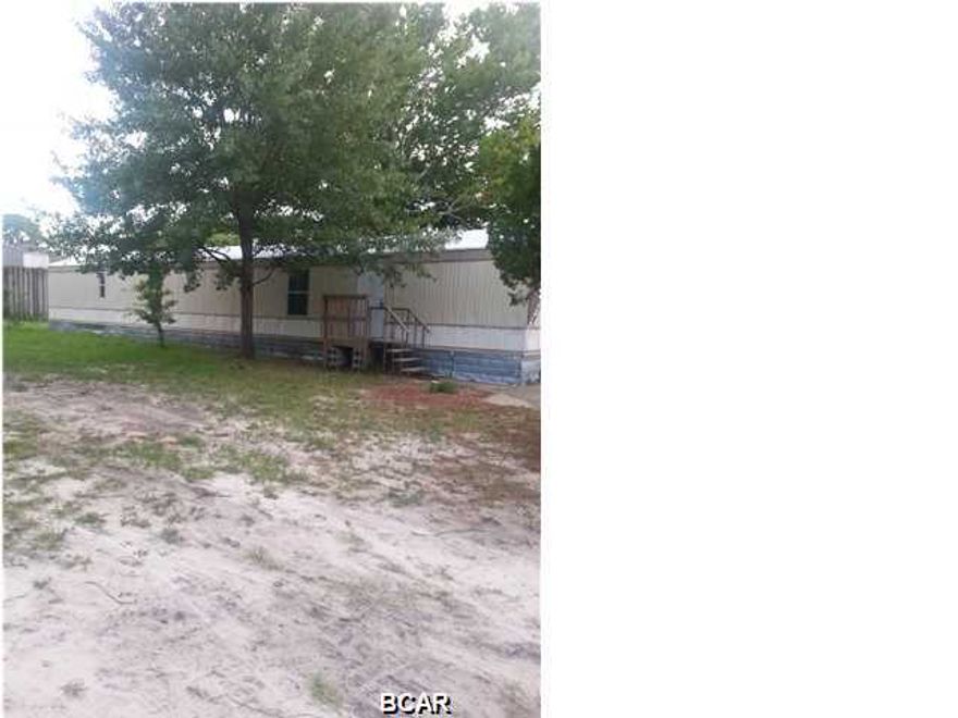 Totally remodel, new floors and kitchen cabinets, it is ready to be moved in. This is a 3 bedrooms and one and a half bathroom, mobile home in a great area. Good school zone, has a carport attached to the mobile. Call to make an appointment.