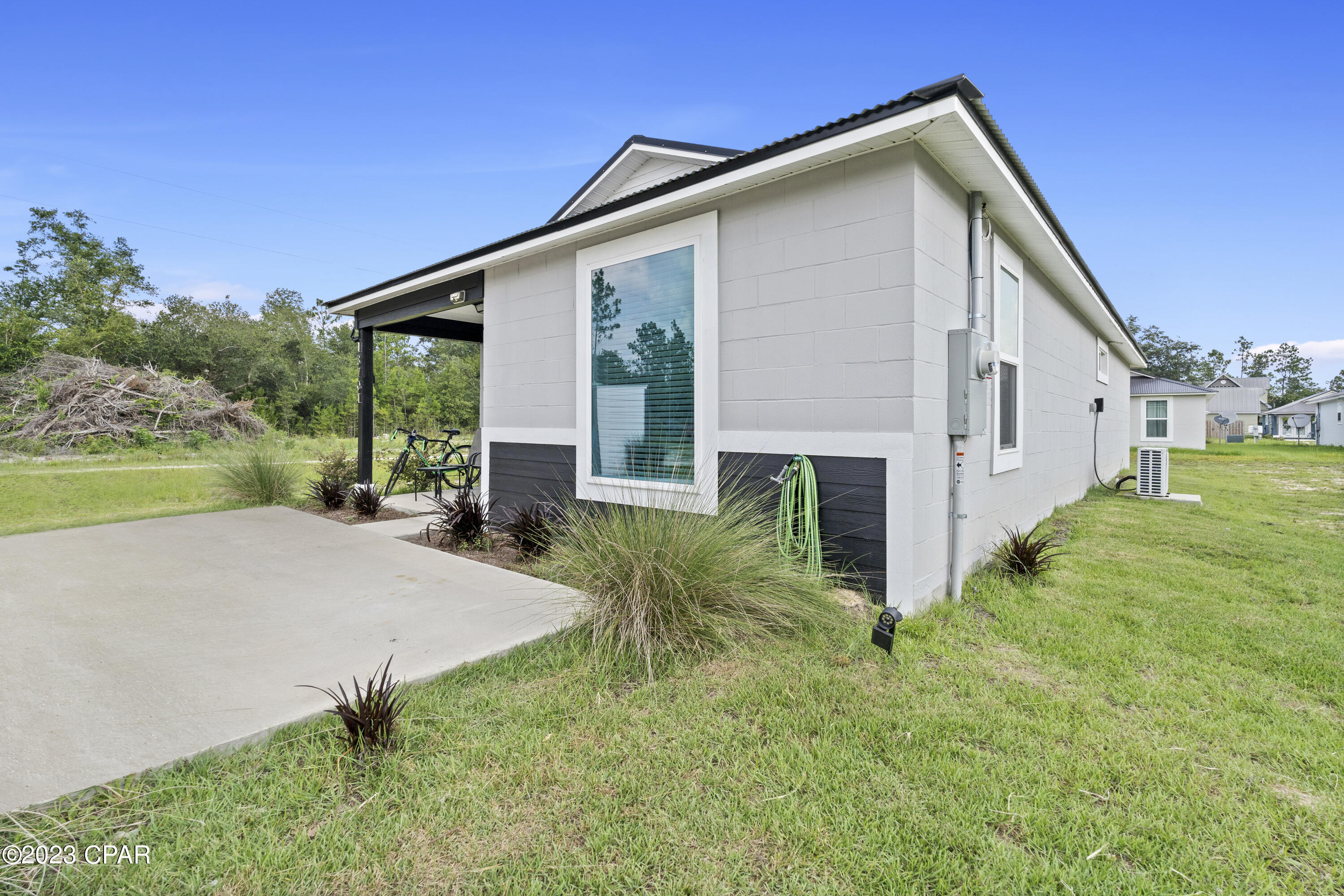 South Caravana Manor - Residential