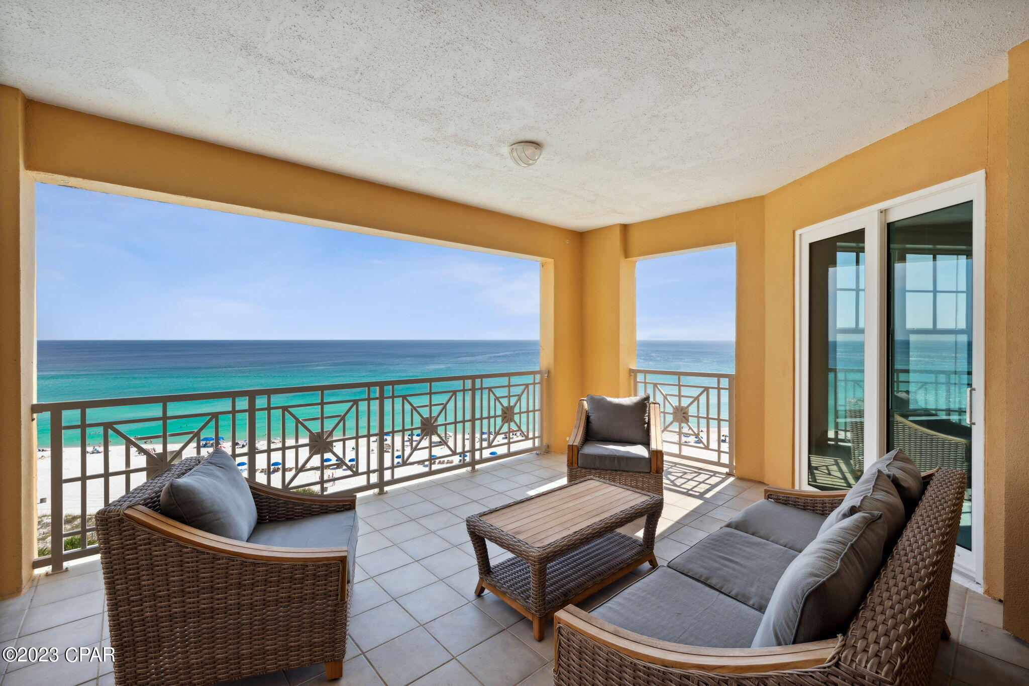 En Soleil Condo - Residential