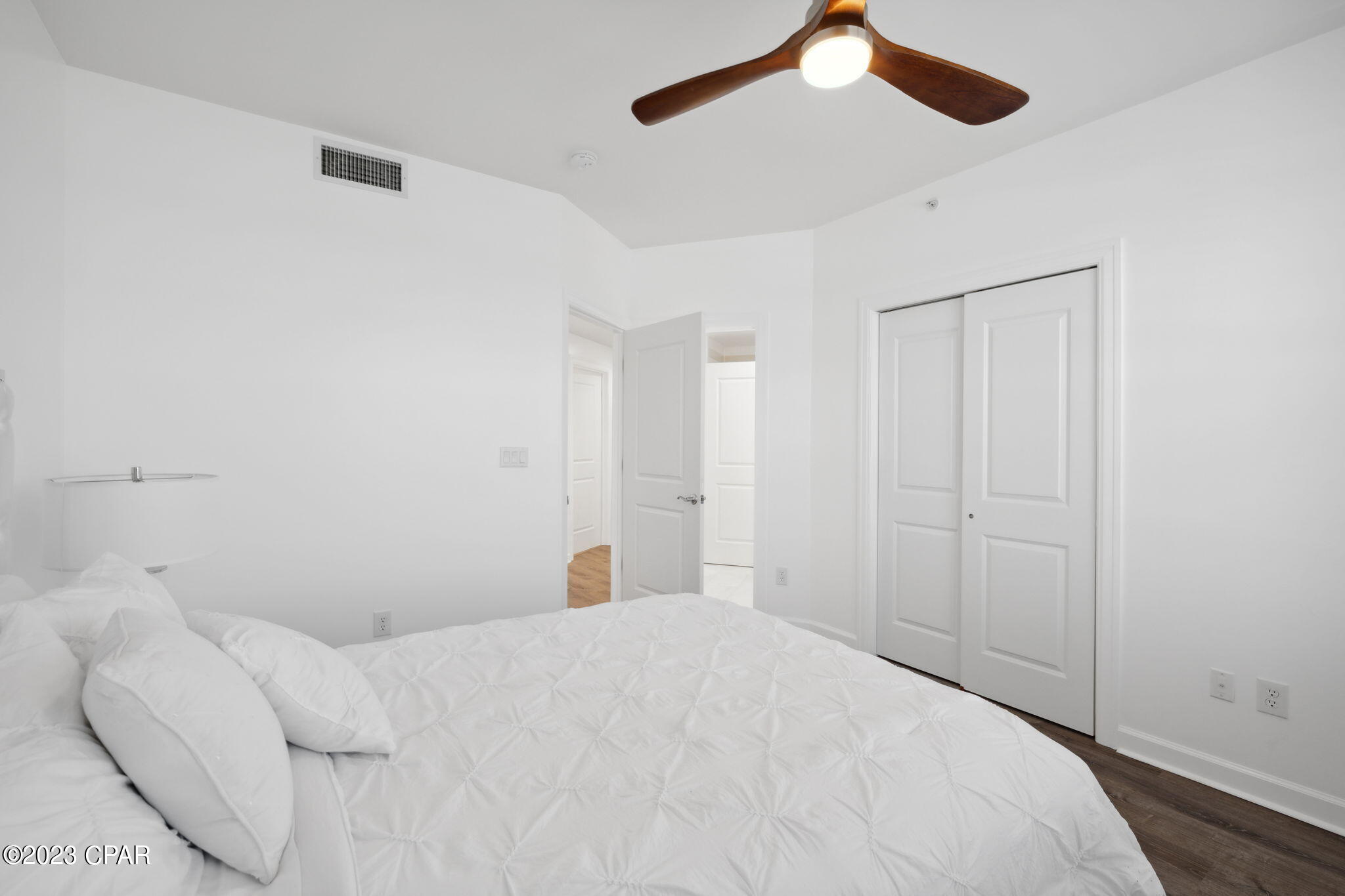 En Soleil Condo - Residential