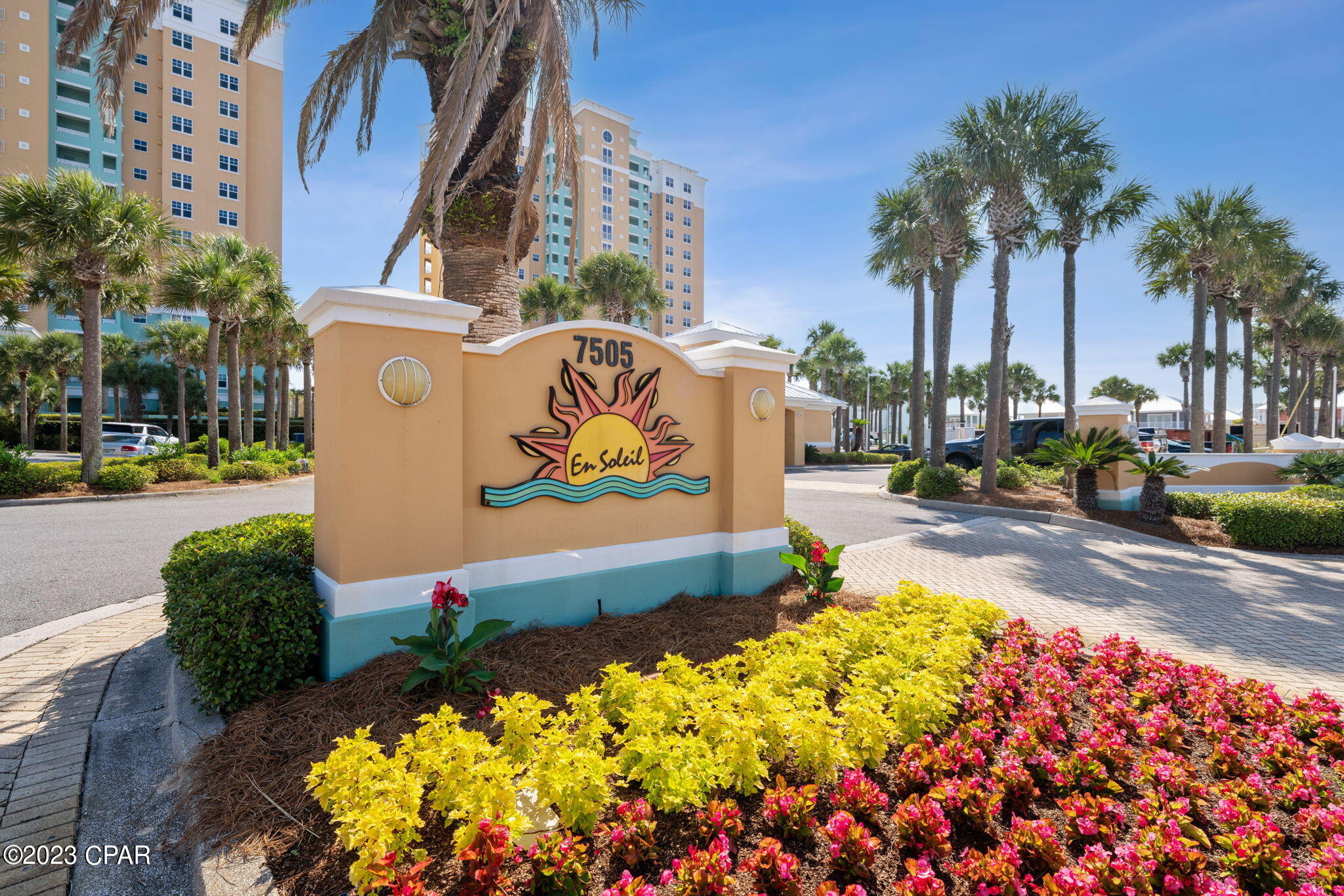 En Soleil Condo - Residential