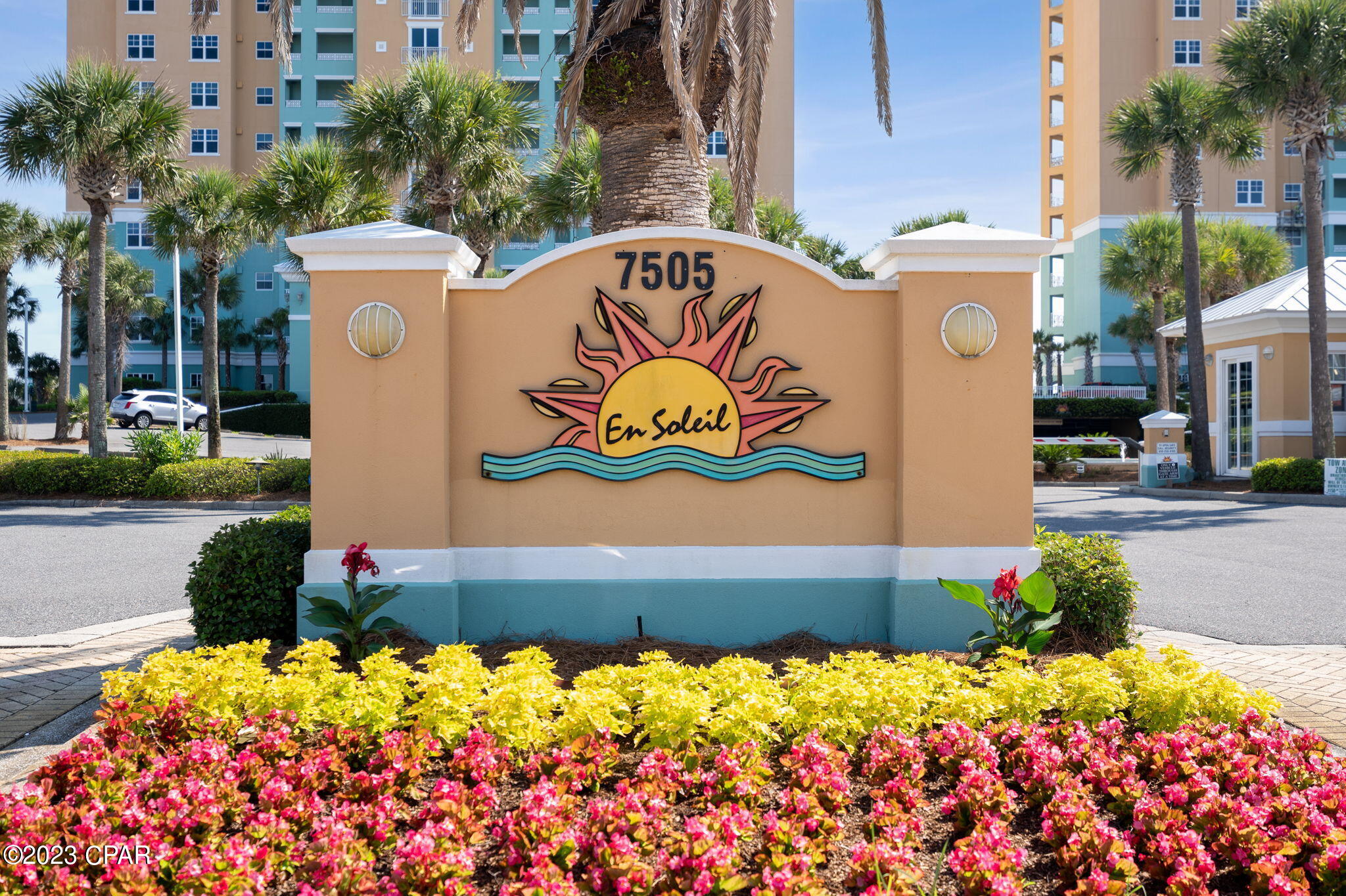 En Soleil Condo - Residential