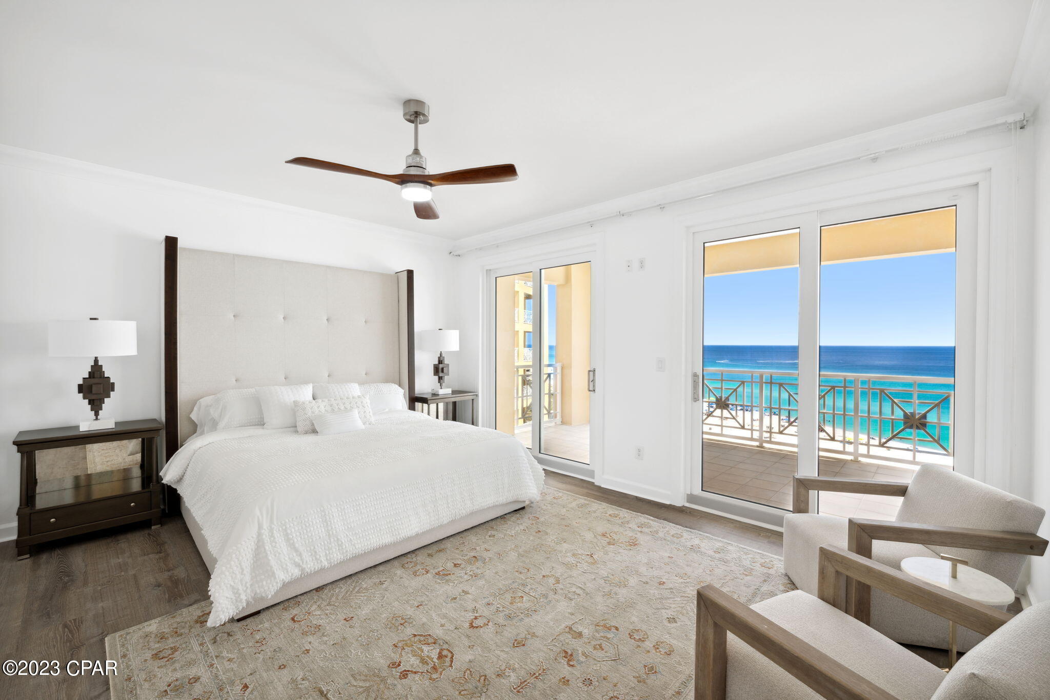 En Soleil Condo - Residential