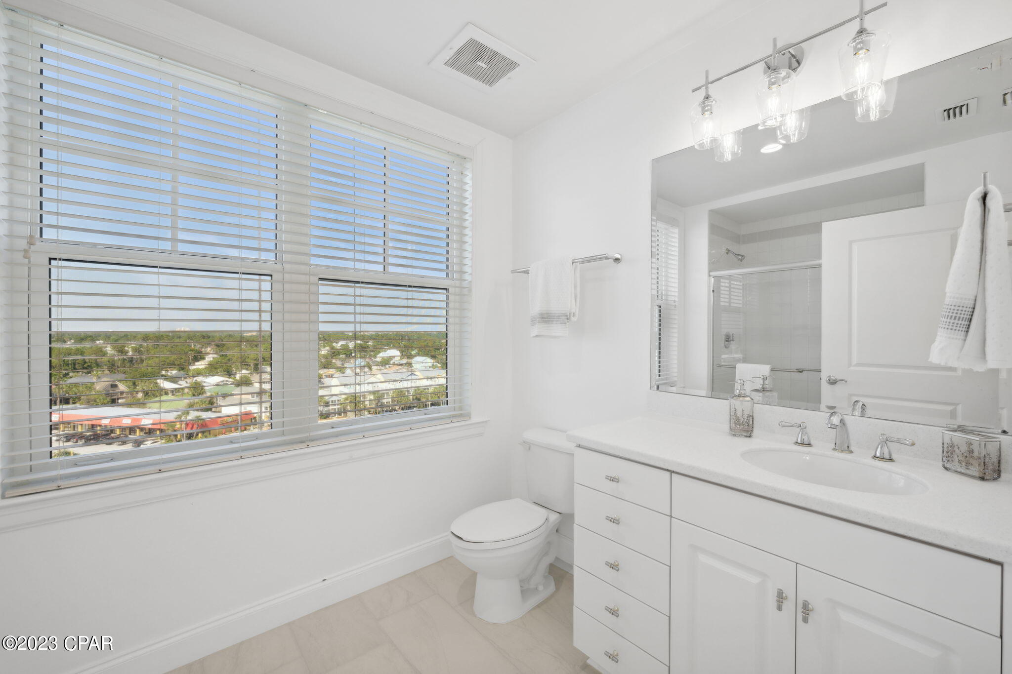 En Soleil Condo - Residential