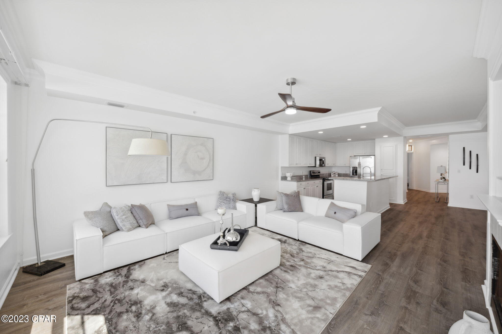 En Soleil Condo - Residential