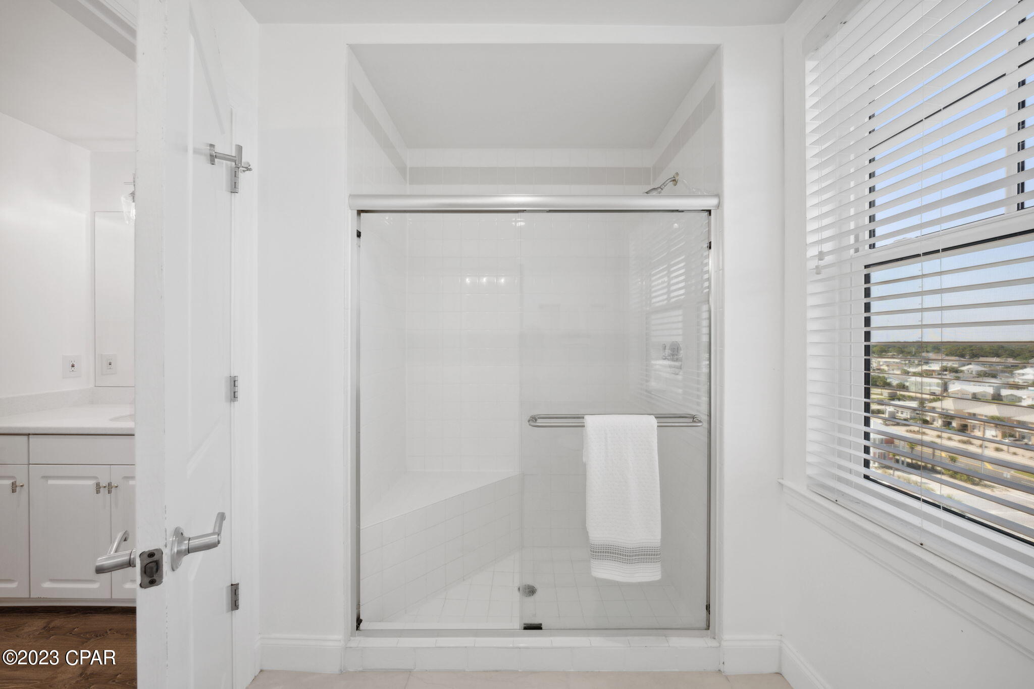 En Soleil Condo - Residential