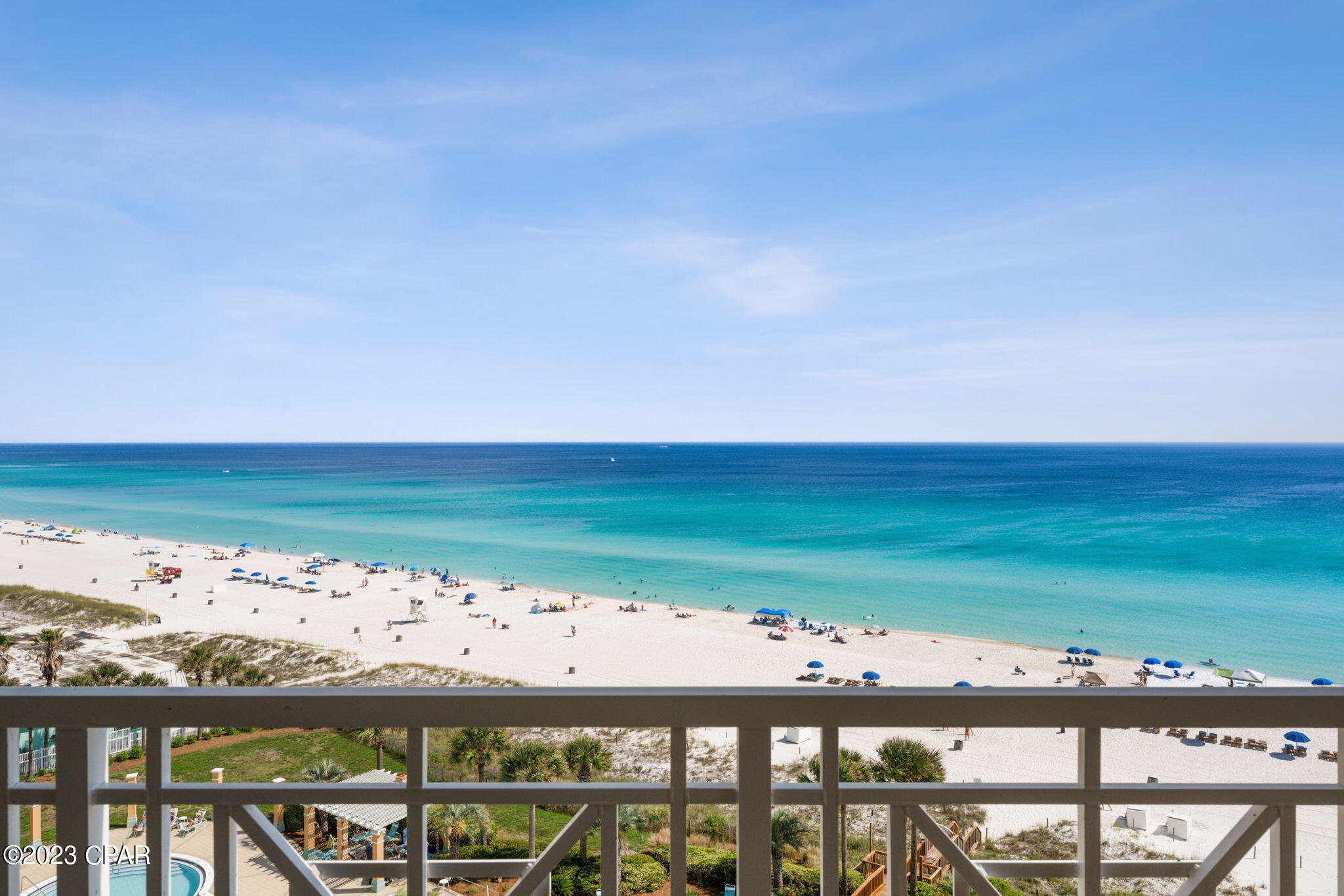 En Soleil Condo - Residential