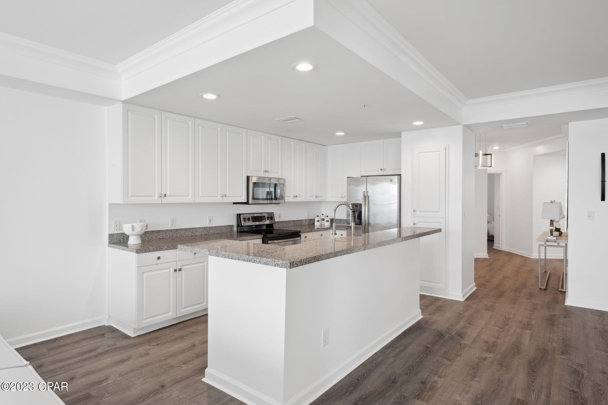 En Soleil Condo - Residential