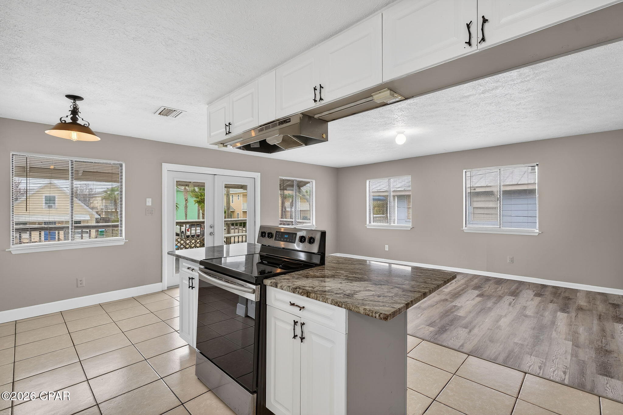 [No Recorded Subdiv] - Residential Lease