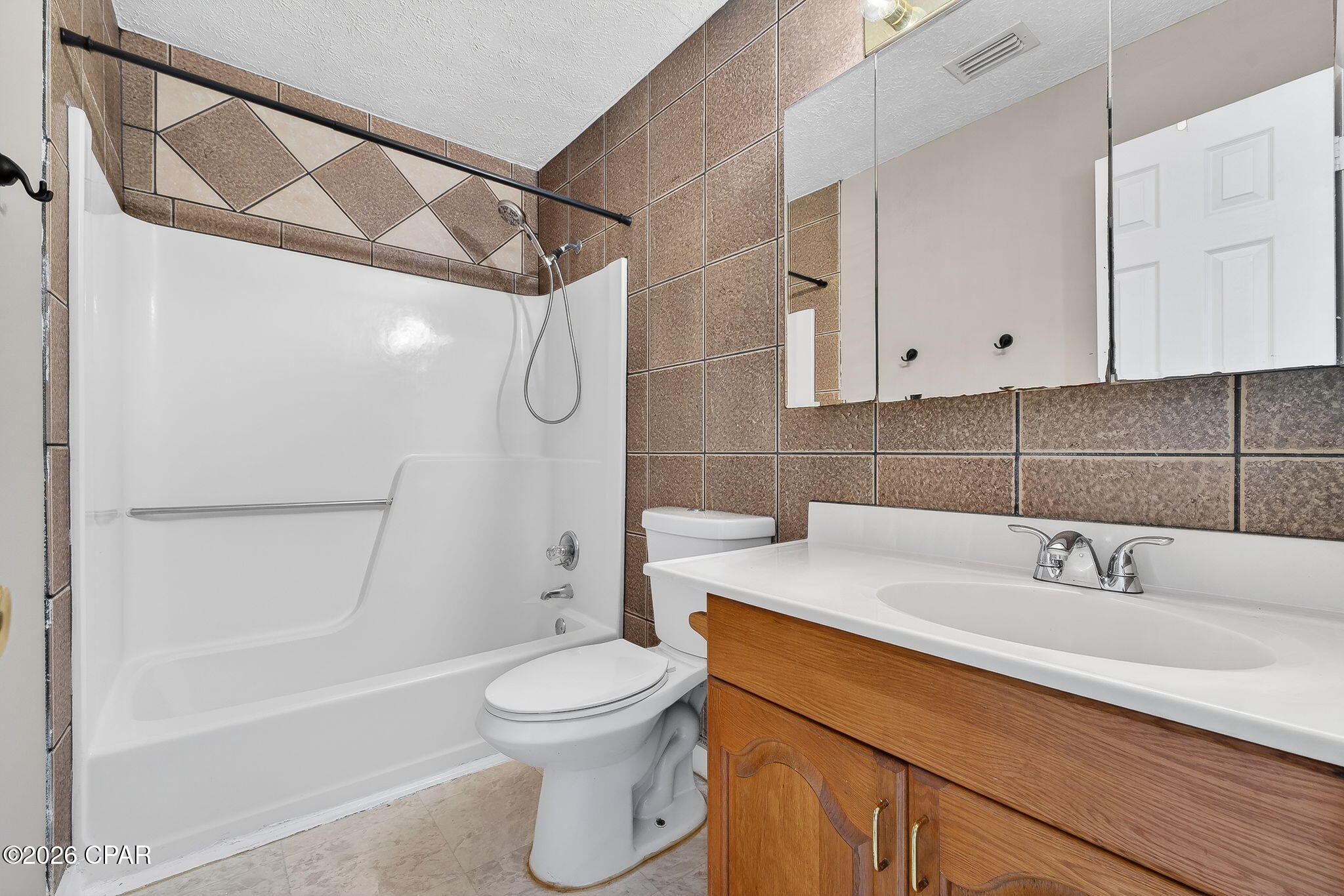 [No Recorded Subdiv] - Residential Lease