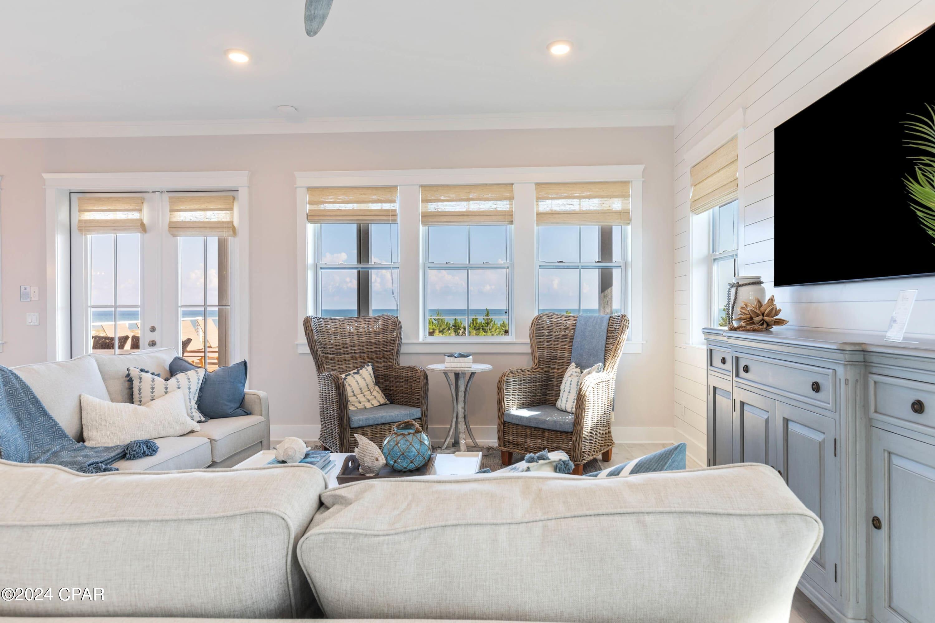 Villa Del Sol - Residential