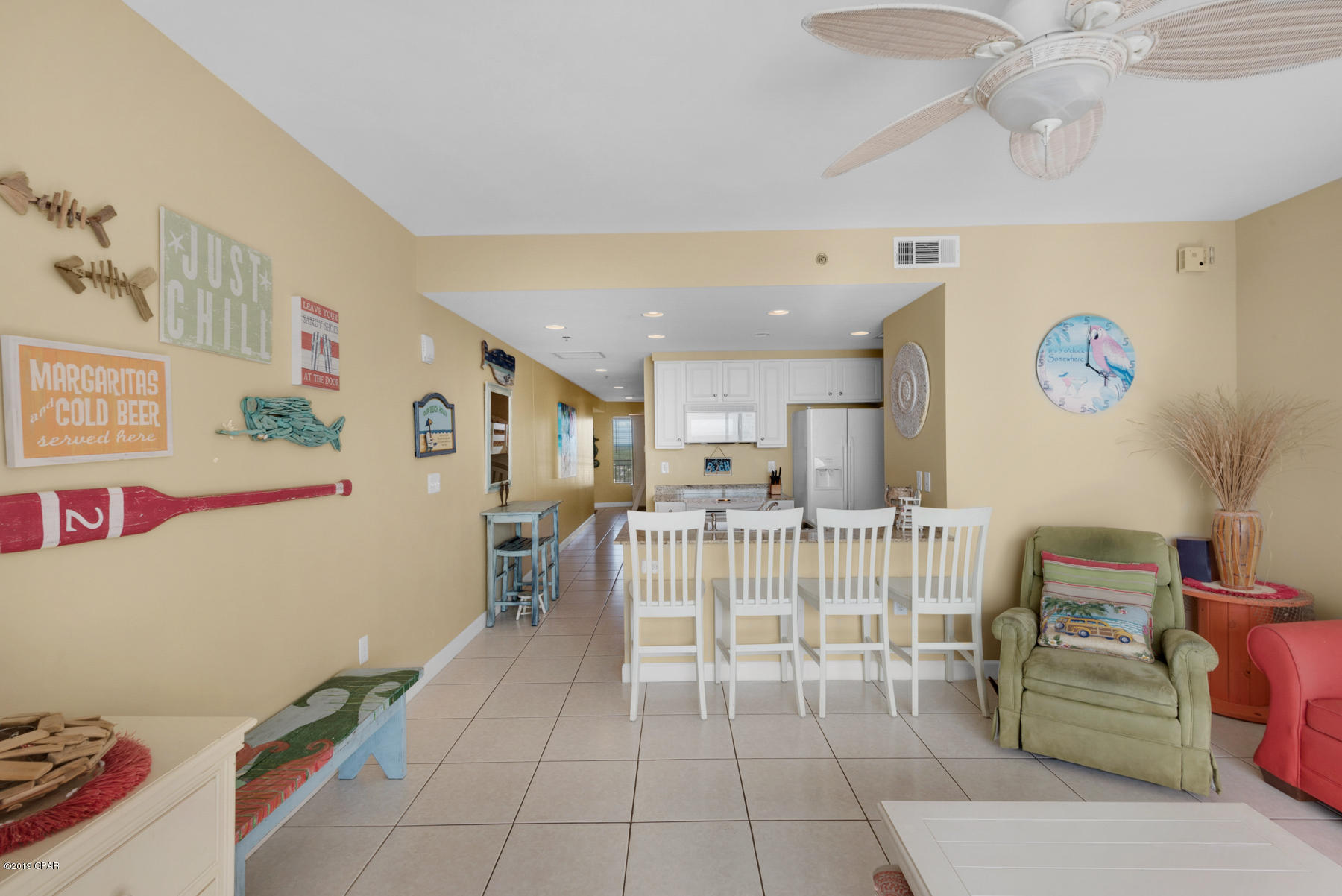 Splash Condo - Residential