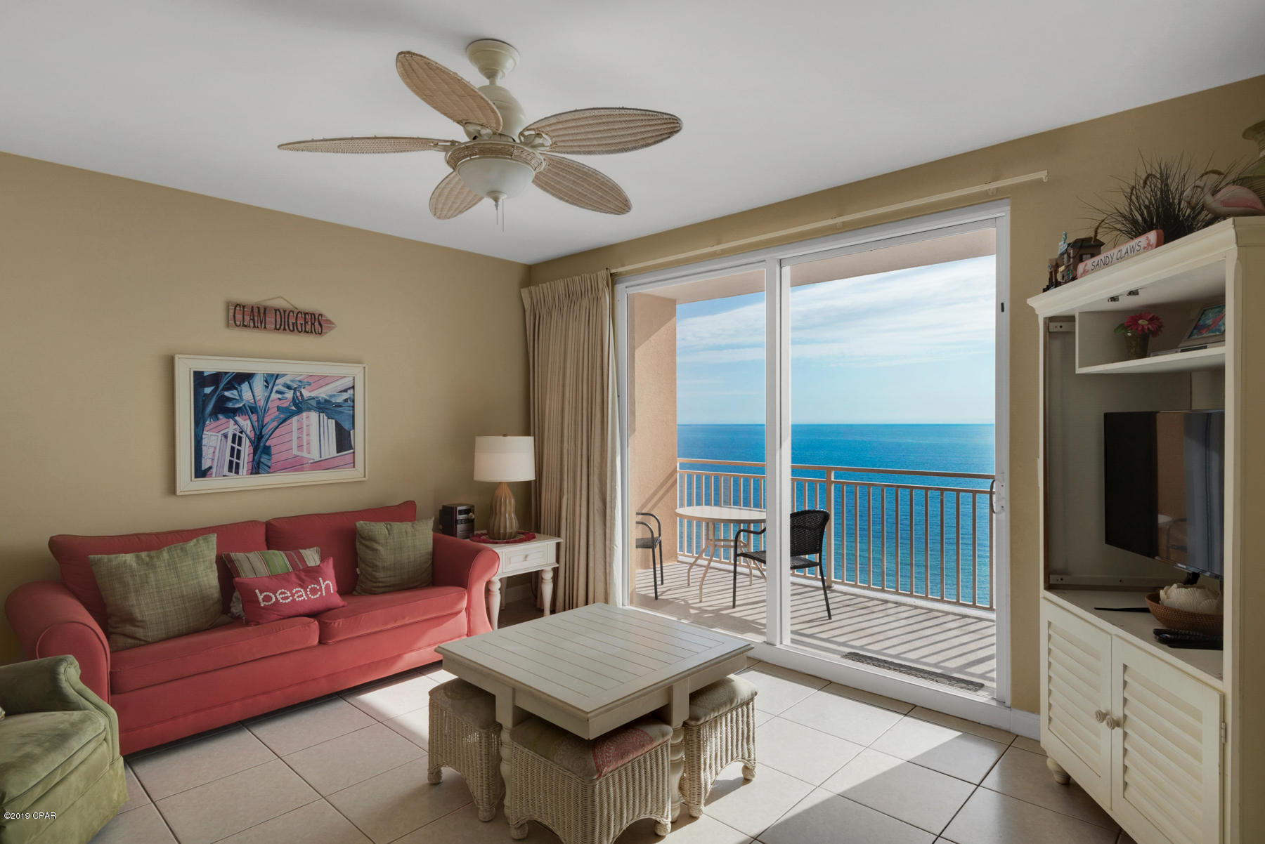 Splash Condo - Residential