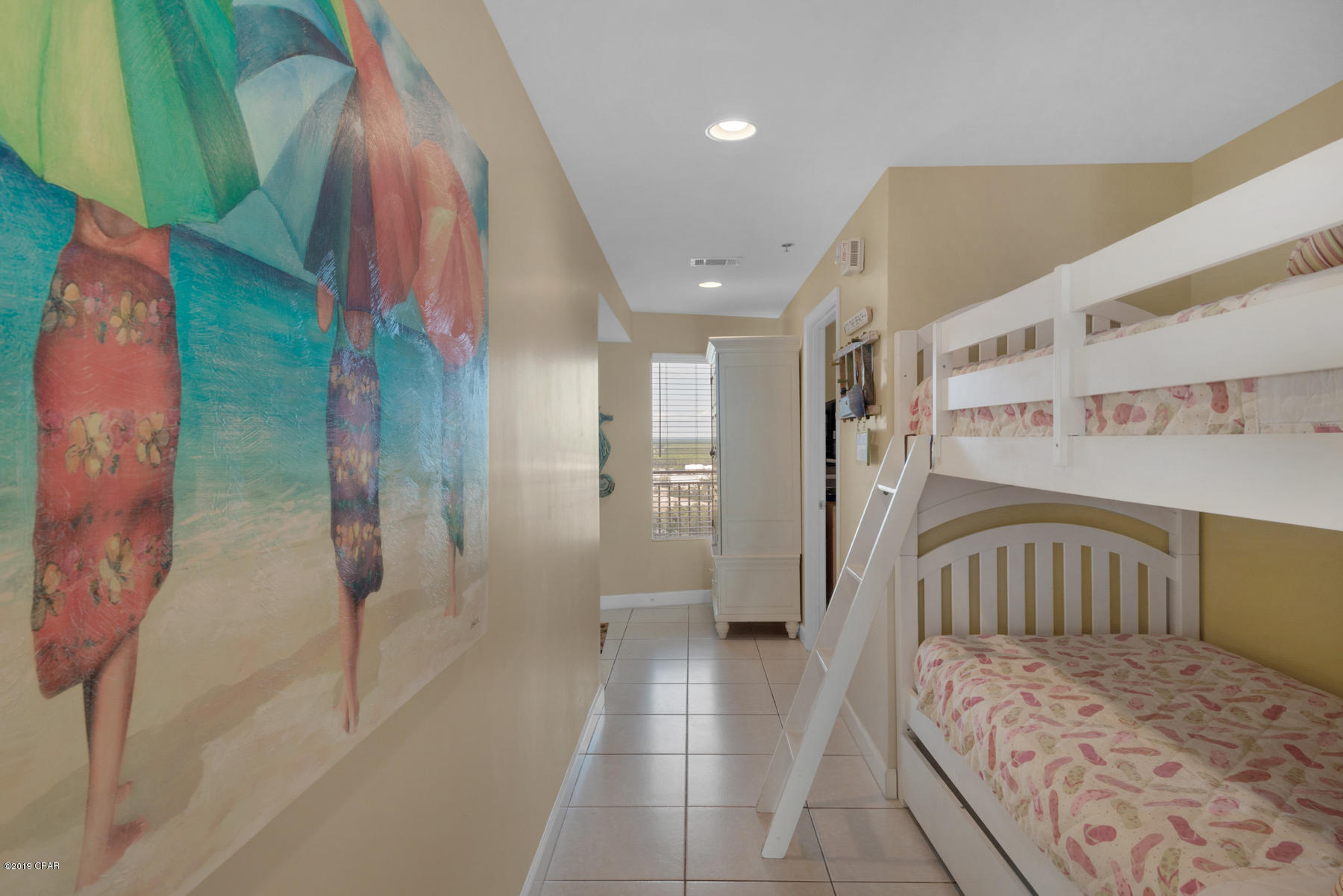 Splash Condo - Residential