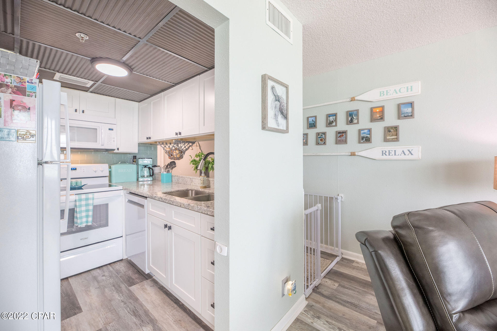 Sunbird Condo - Residential