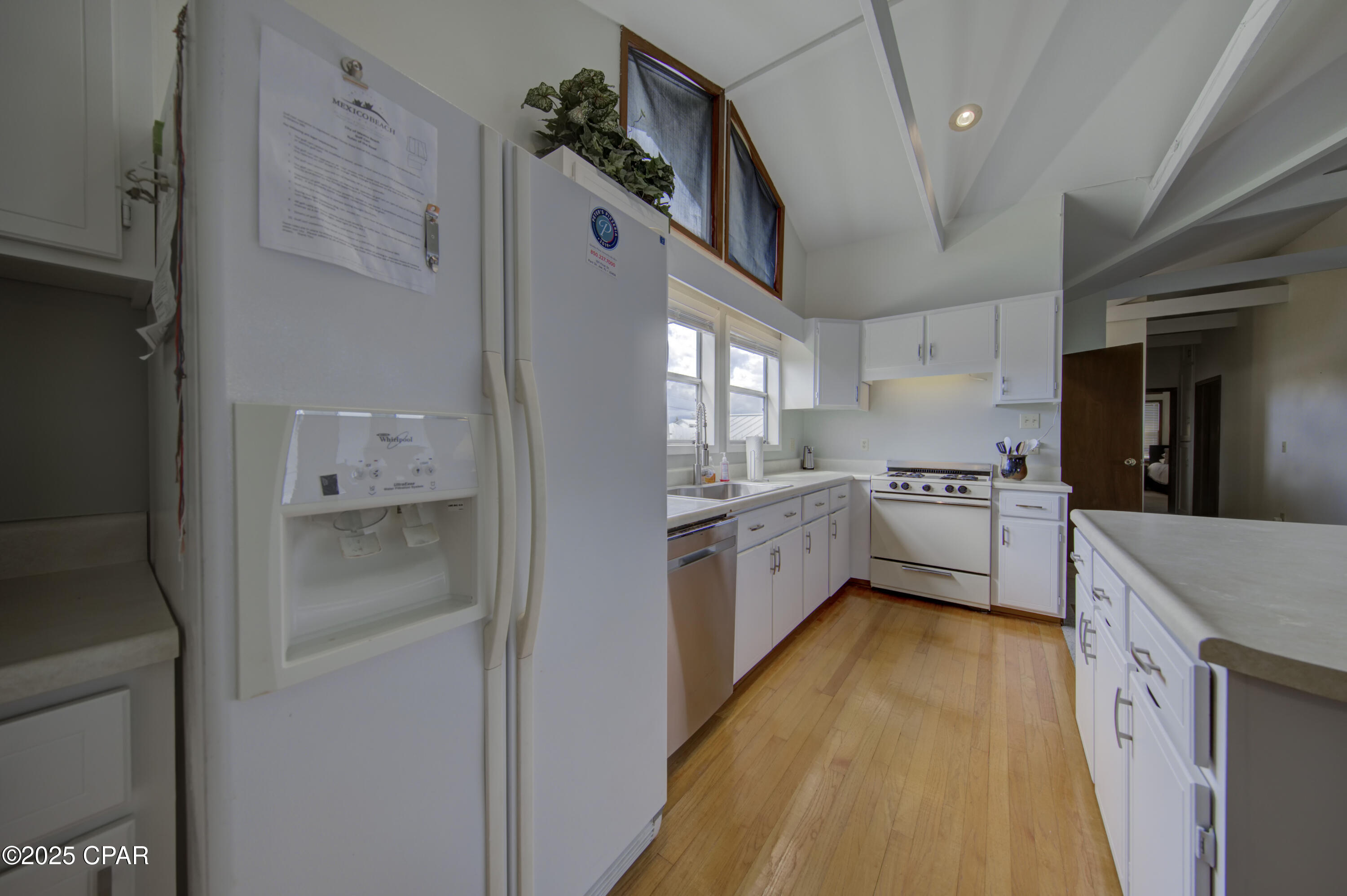 [No Recorded Subdiv] - Residential Lease