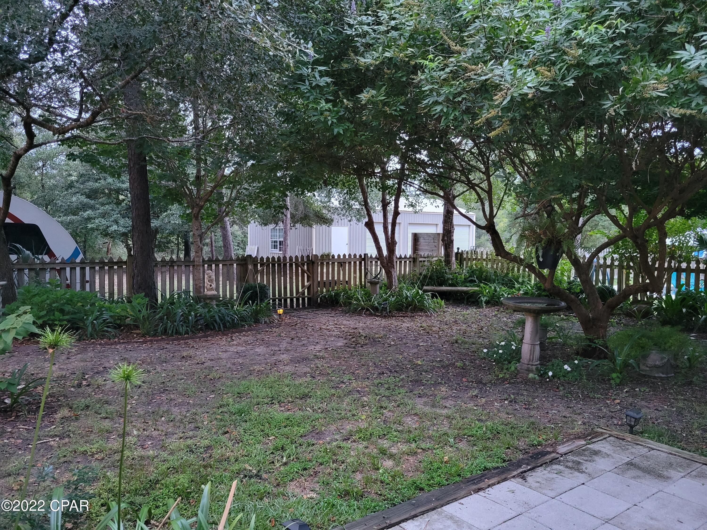 Leisure Lakes - Residential