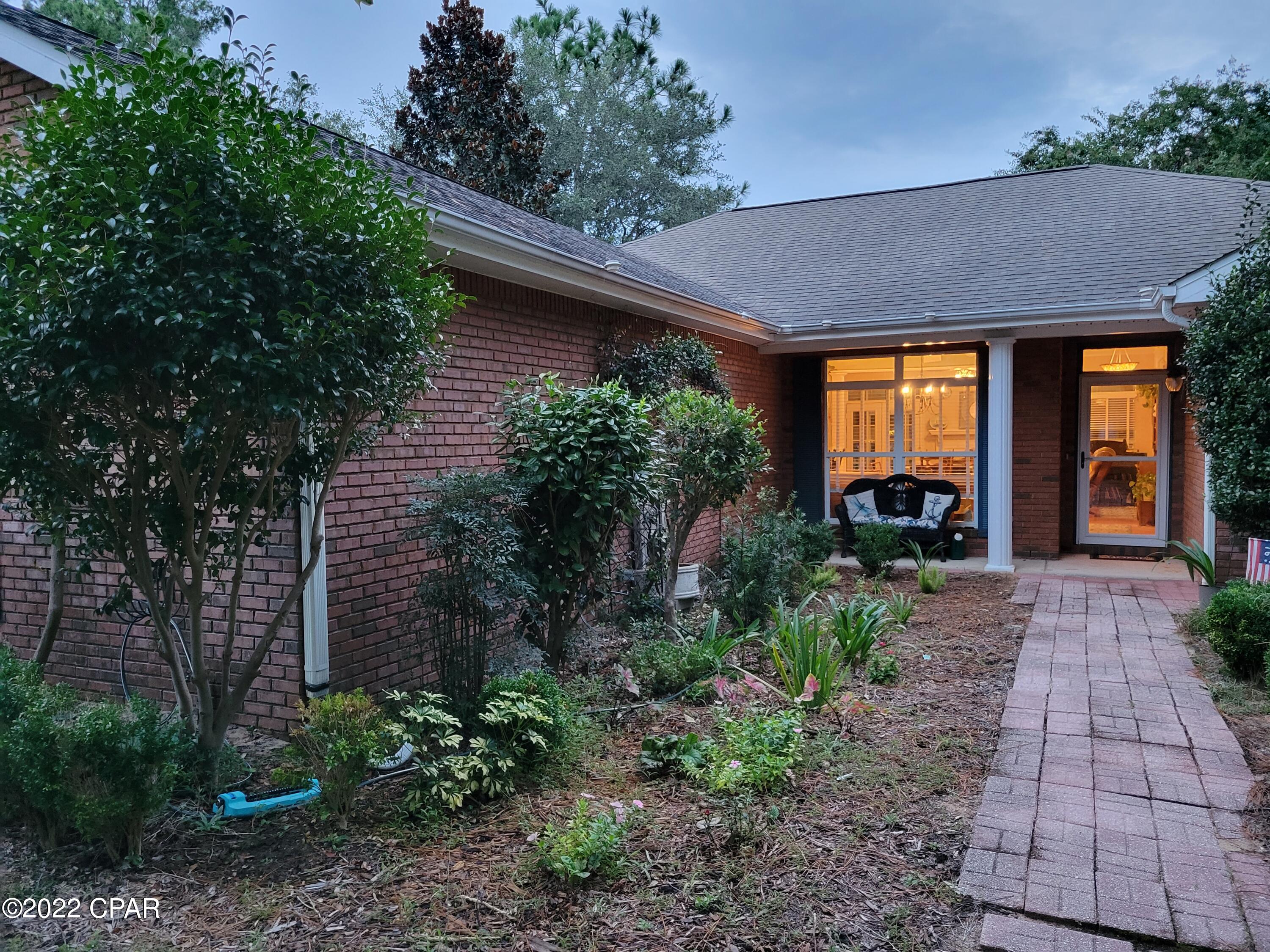 Leisure Lakes - Residential