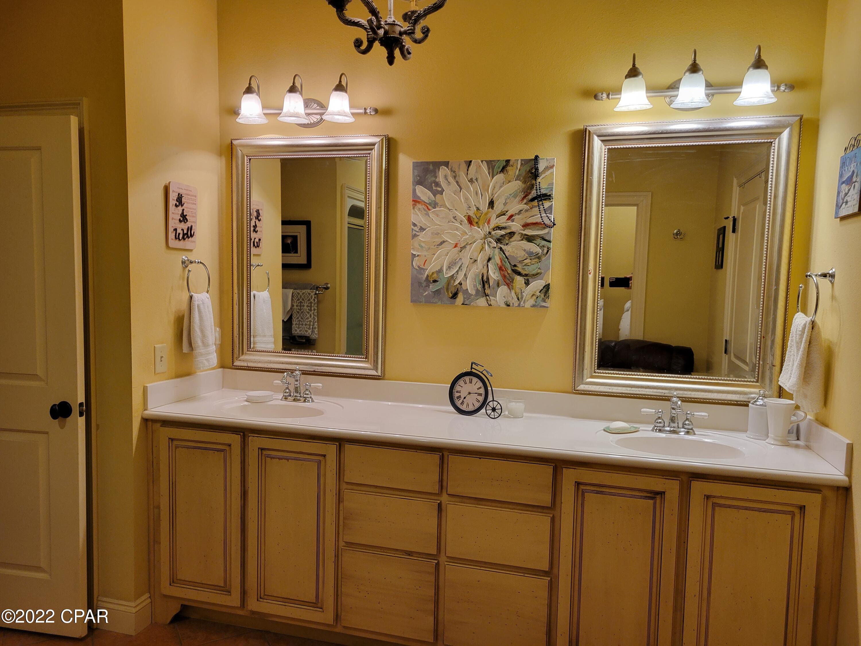 Leisure Lakes - Residential