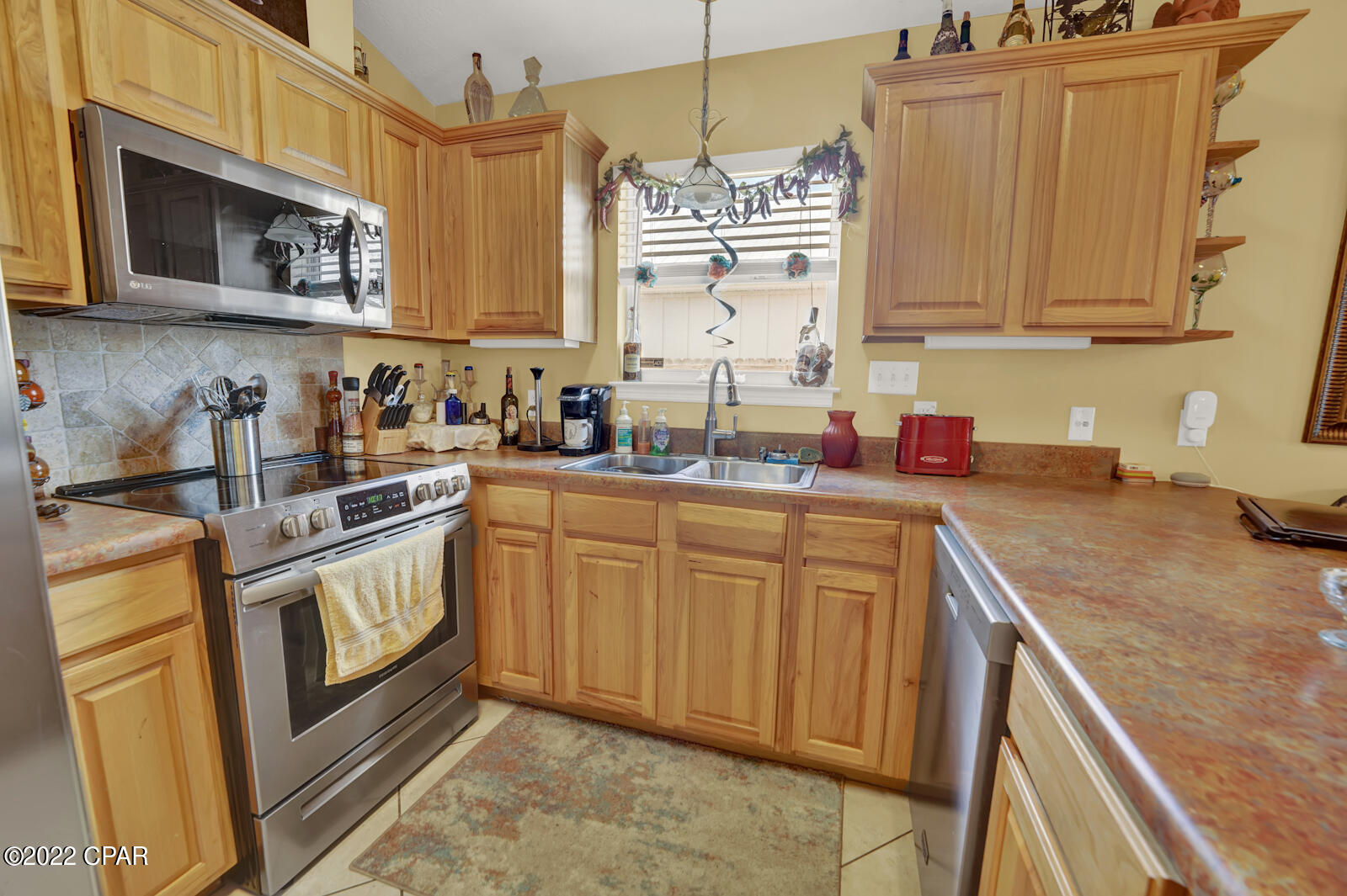 Laguna Beach Estates 7th Add - Residential