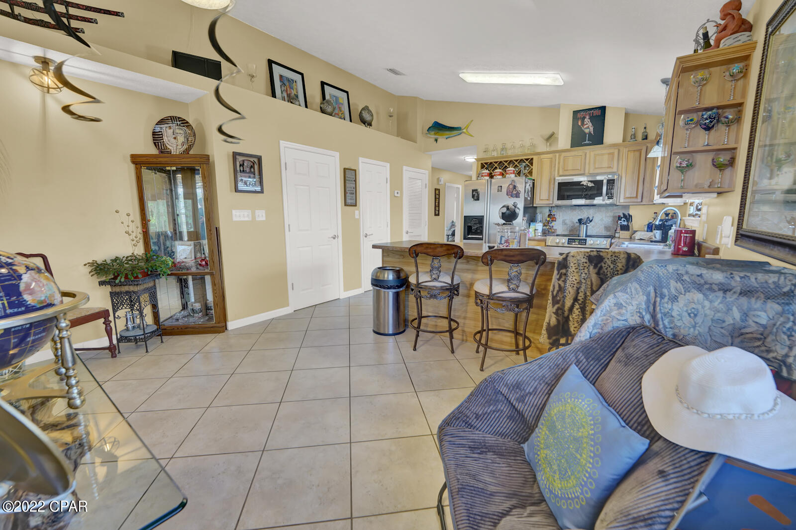 Laguna Beach Estates 7th Add - Residential