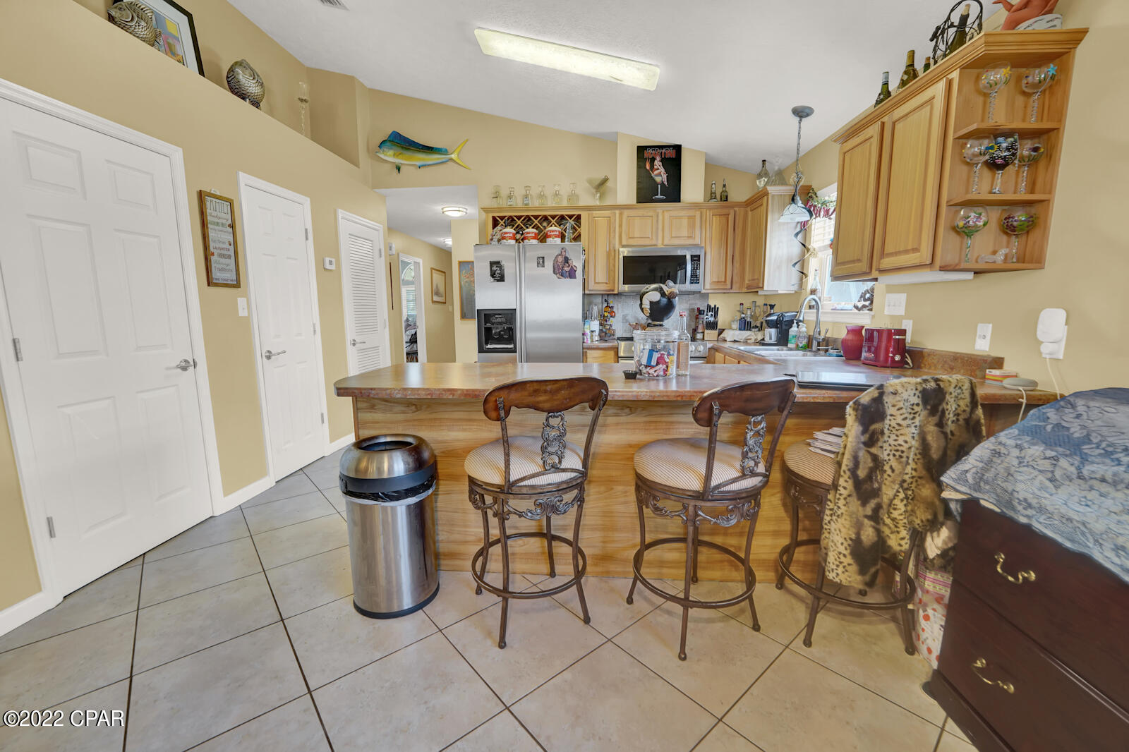 Laguna Beach Estates 7th Add - Residential